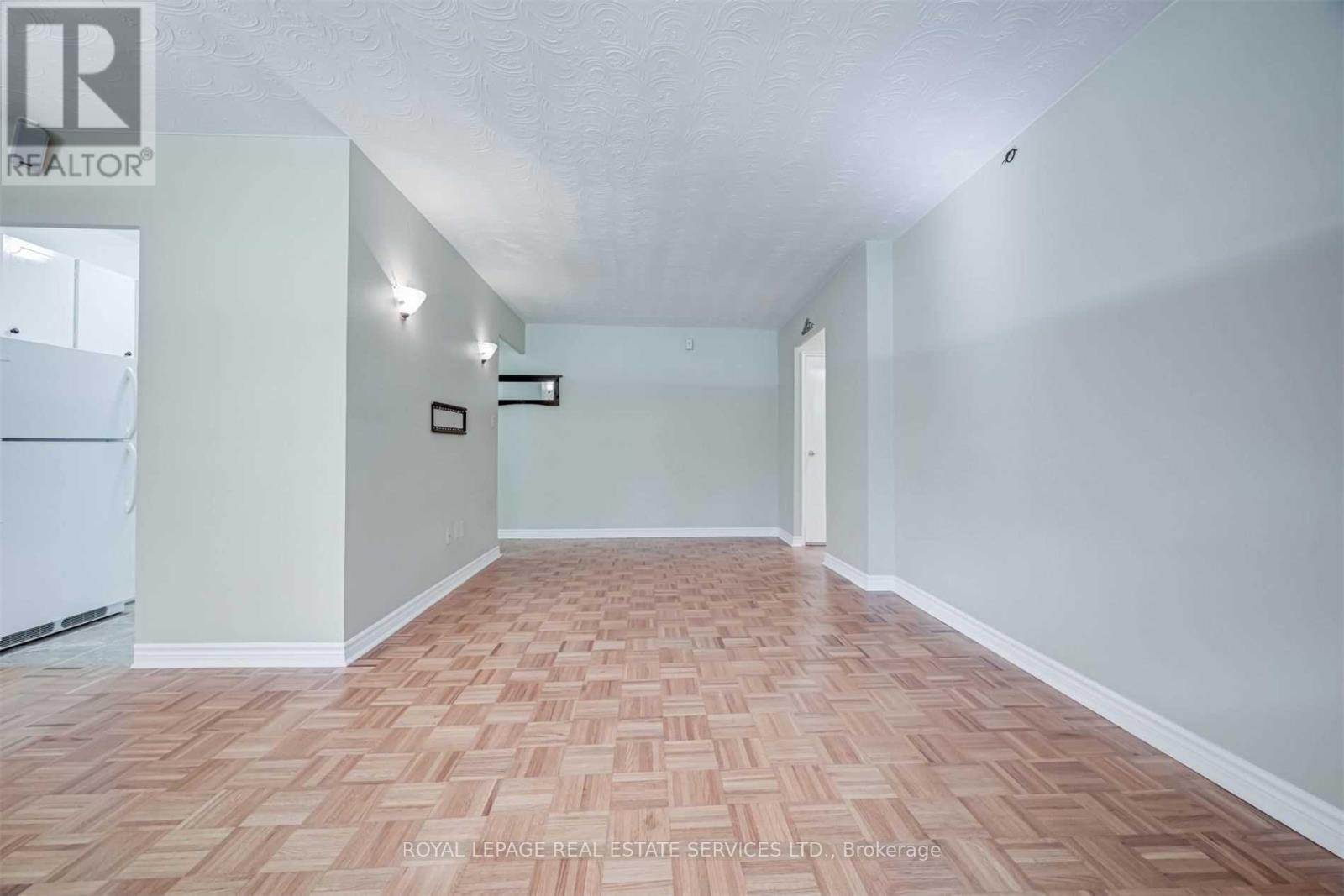 106 - 100 Coe Hill Drive, Toronto, Ontario M6S 3E1 - Photo 10 - W12906342