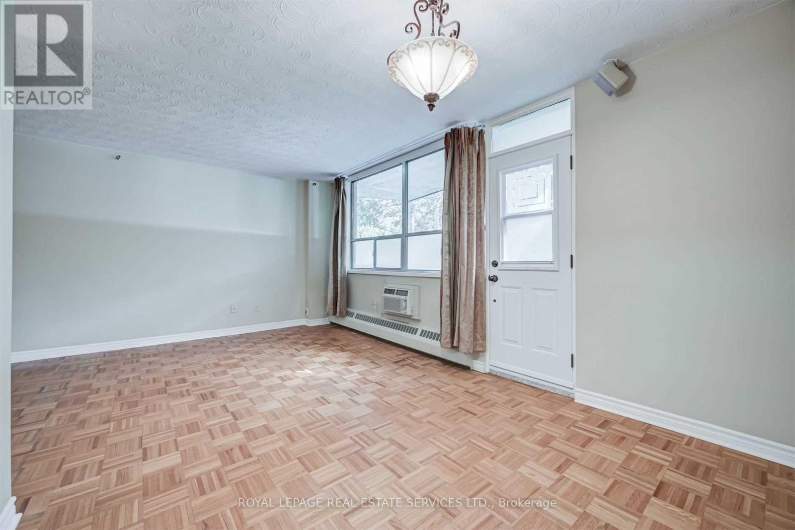 106 - 100 Coe Hill Drive, Toronto, Ontario M6S 3E1 - Photo 11 - W12906342