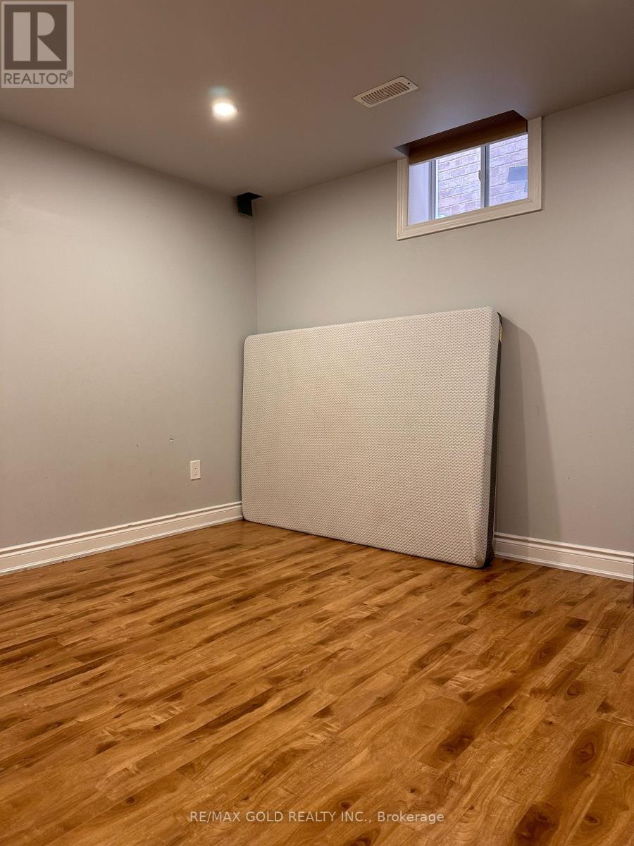 25 Junetown Circle, Brampton, Ontario  L6X 0X7 - Photo 13 - W12906344