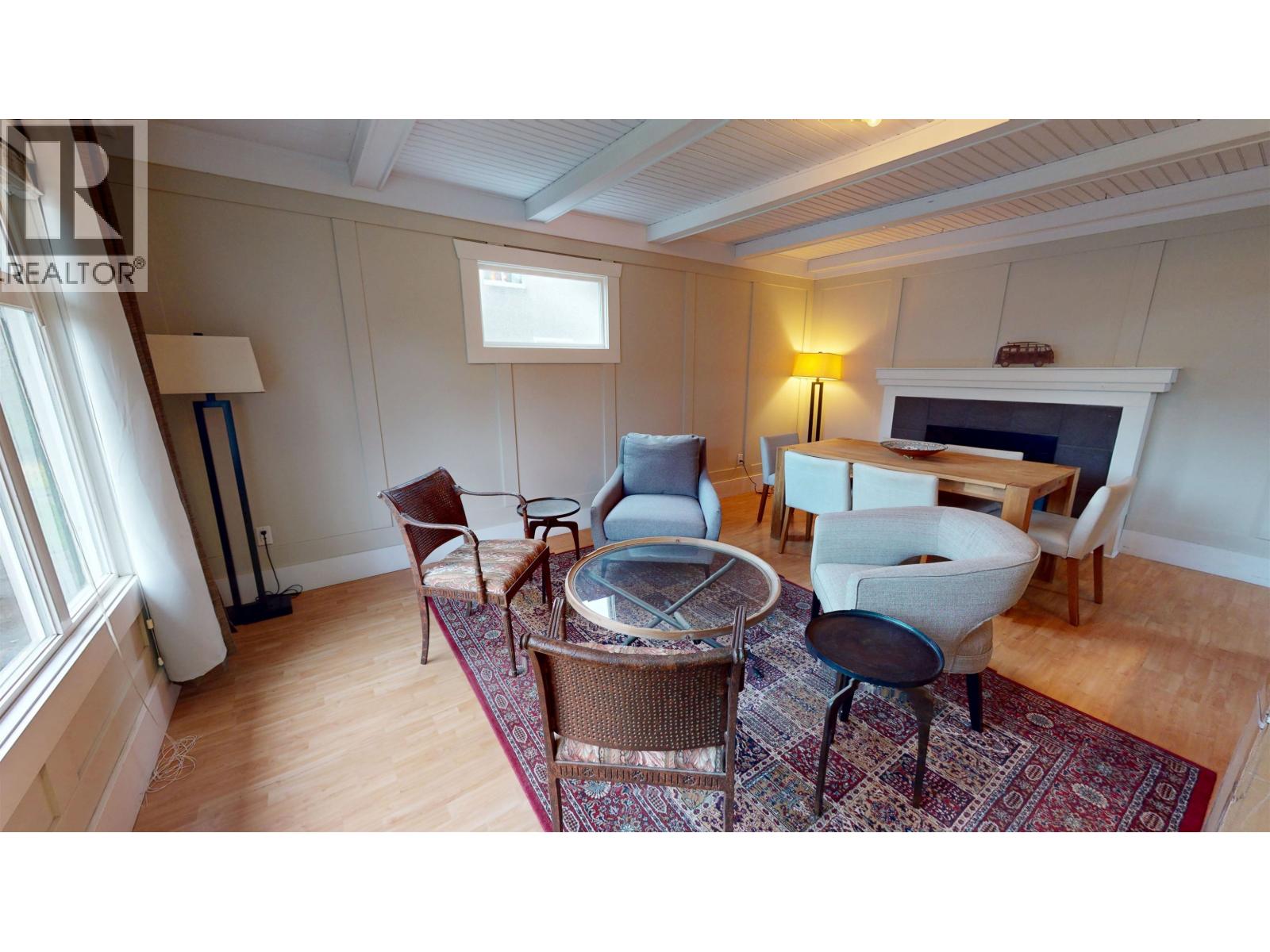 1220 Edinburgh Street, New Westminster, British Columbia  V3M 2V8 - Photo 2 - R3101934