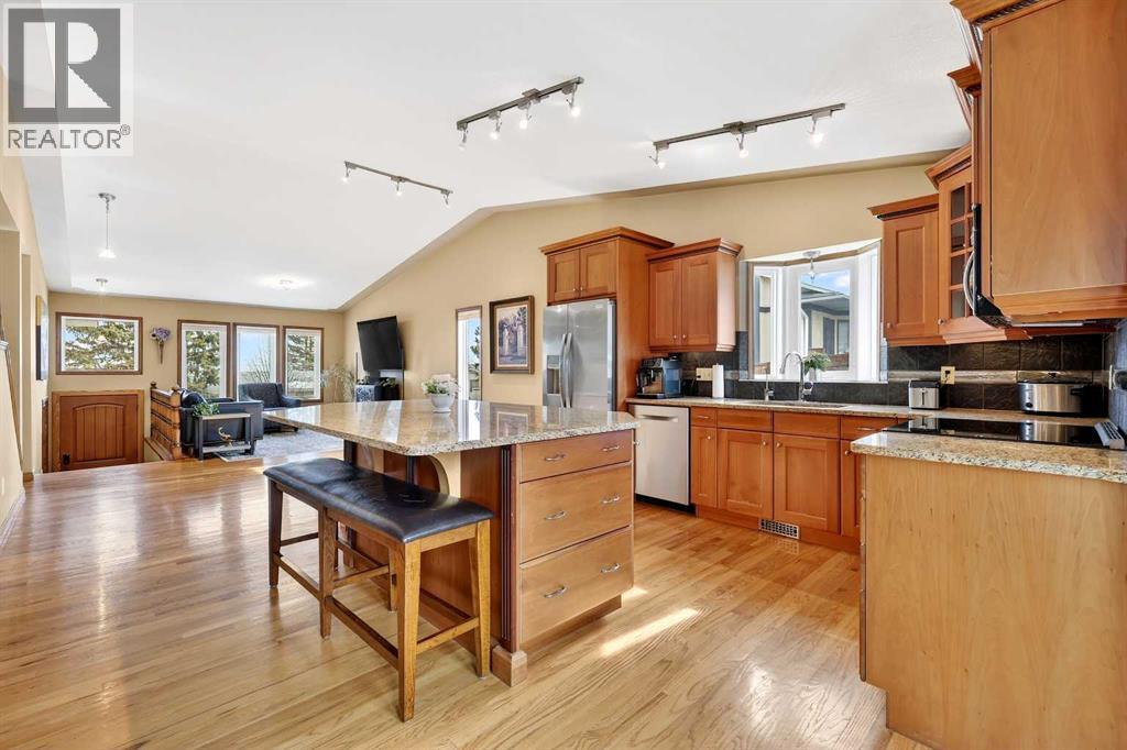 5027 Norris Road NW, Calgary, Alberta  T2K 5R6 - Photo 12 - A2293197