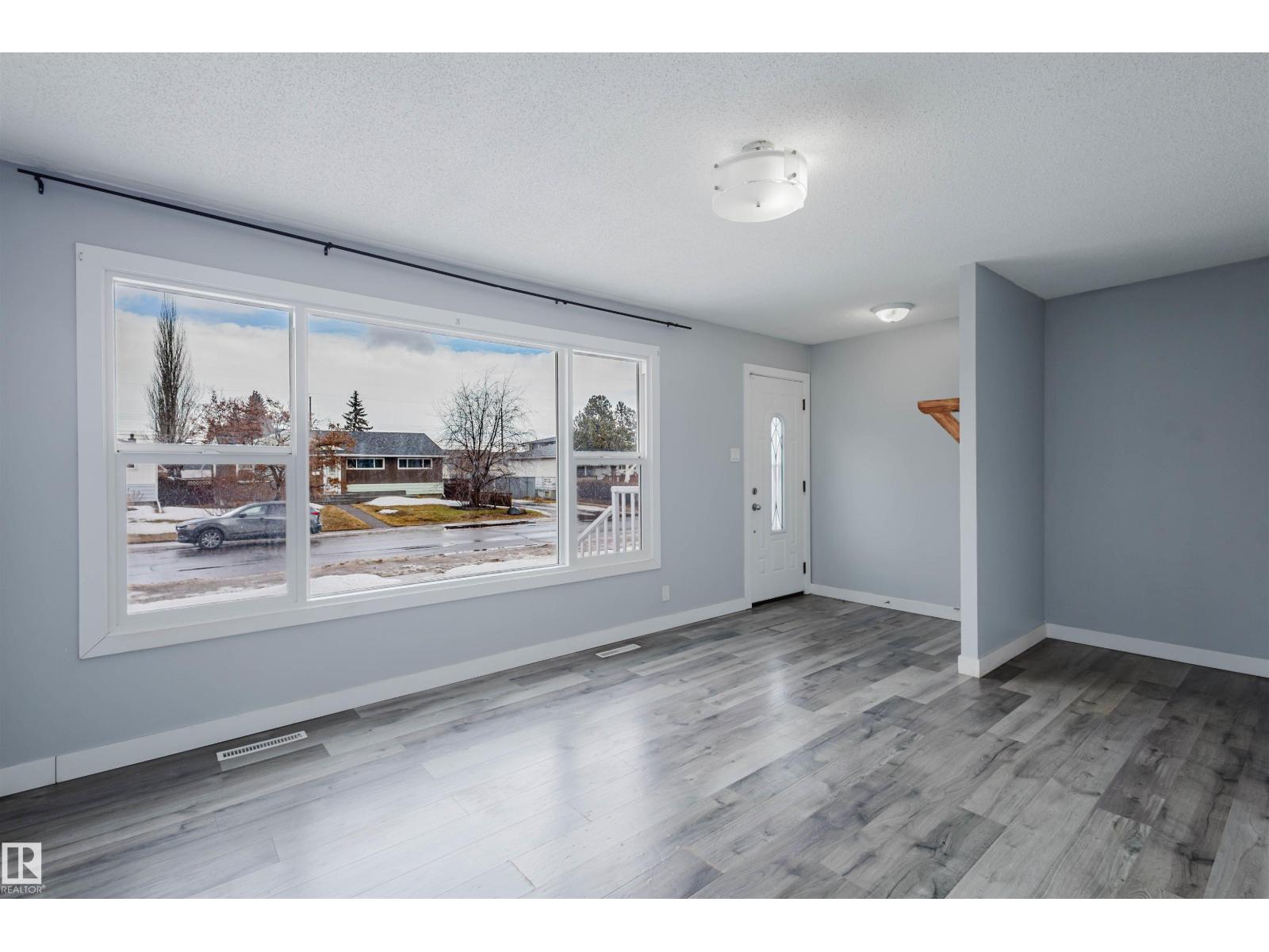 16101 107a Av Nw, Edmonton, Alberta  T5P 4E2 - Photo 3 - E4478557