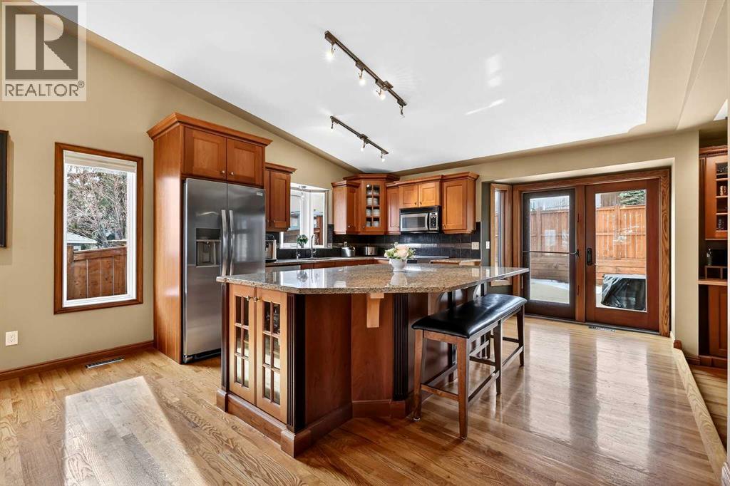 5027 Norris Road NW, Calgary, Alberta  T2K 5R6 - Photo 8 - A2293197