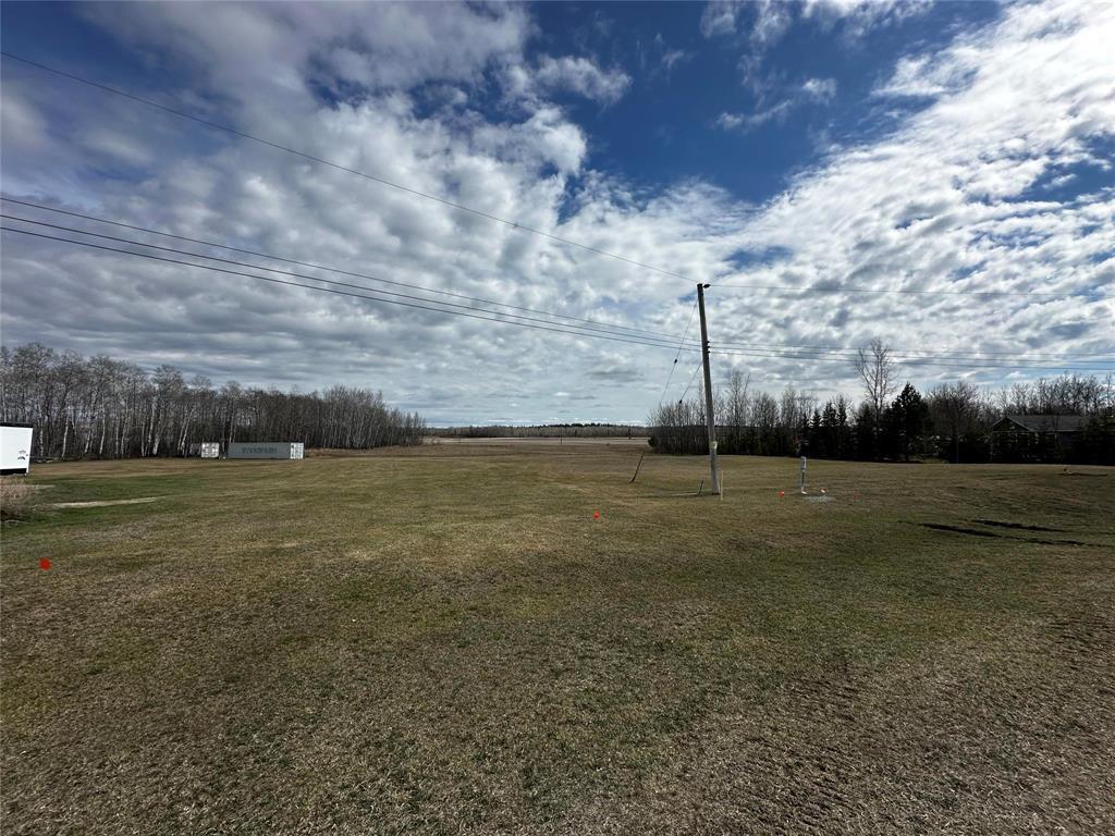 70 Lee Side Drive, Lac Du Bonnet Rm, Manitoba  R0E 1A0 - Photo 2 - 202605165