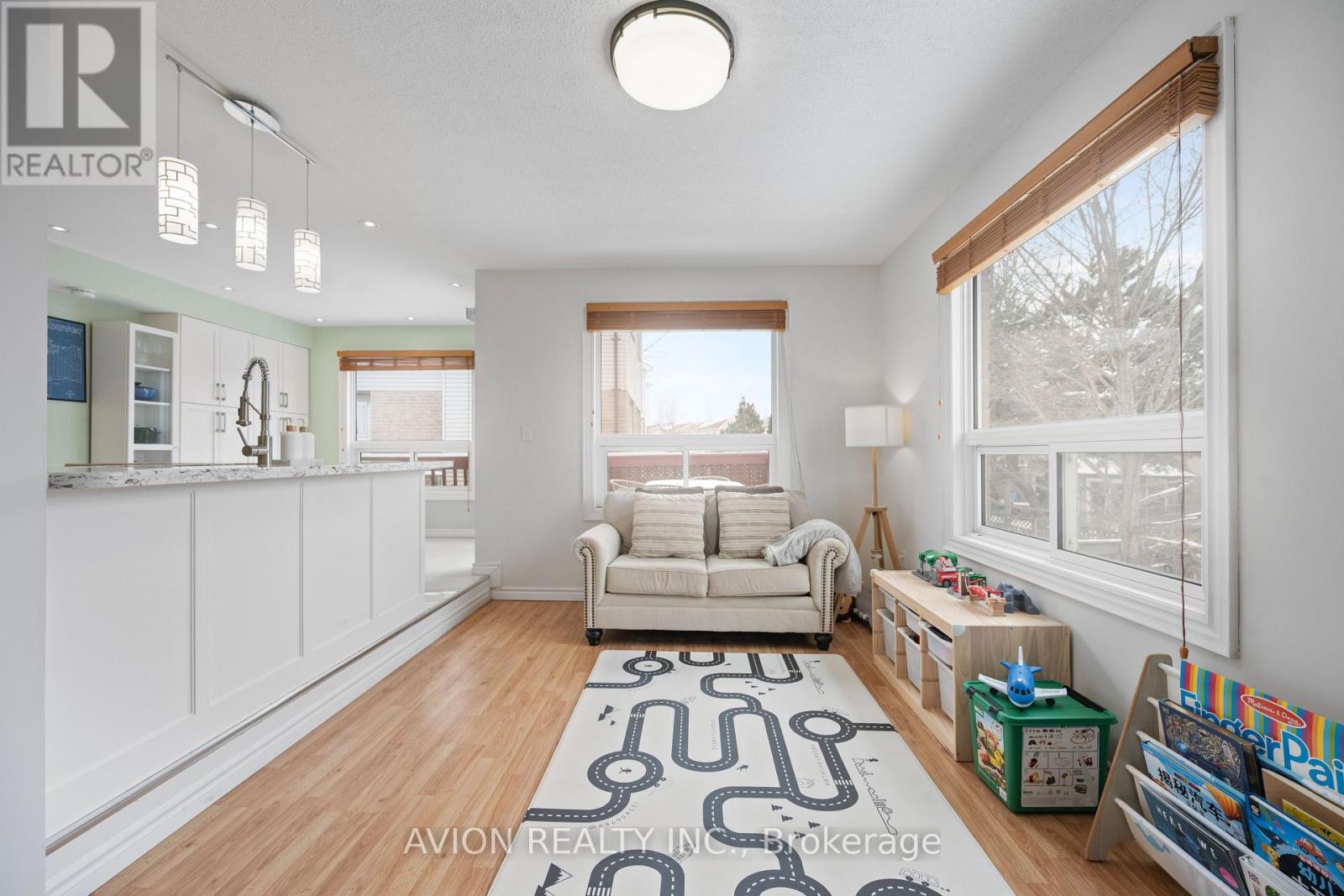 1608 Dellbrook Avenue, Pickering, Ontario L1X 2M7 - Photo 11 - E12902188