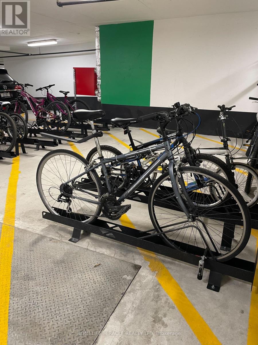 306w - 3 Rosewater Street, Richmond Hill, Ontario  L4C 5T6 - Photo 25 - N12906180