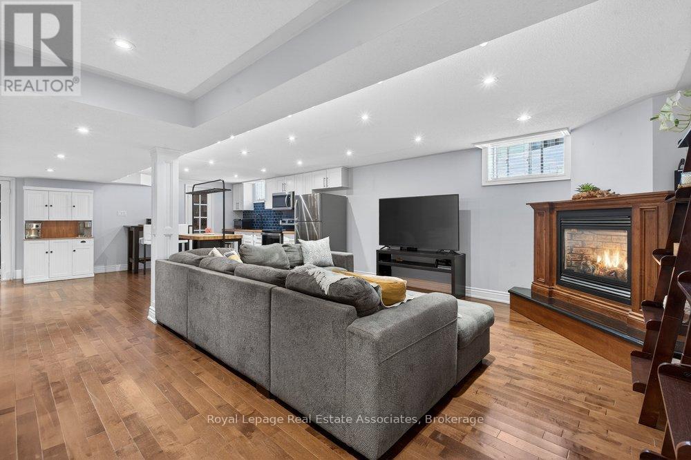 84 Loon Avenue, Barrie (Painswick South), Ontario  L4N 8V9 - Photo 37 - S12811260