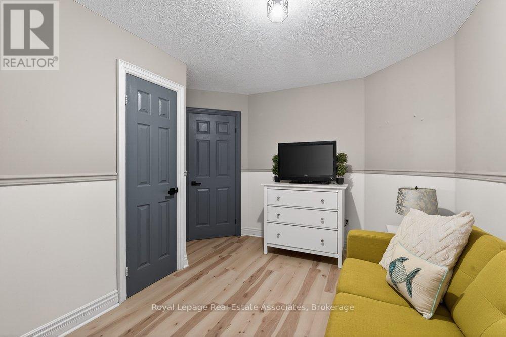 84 Loon Avenue, Barrie (Painswick South), Ontario  L4N 8V9 - Photo 23 - S12811260