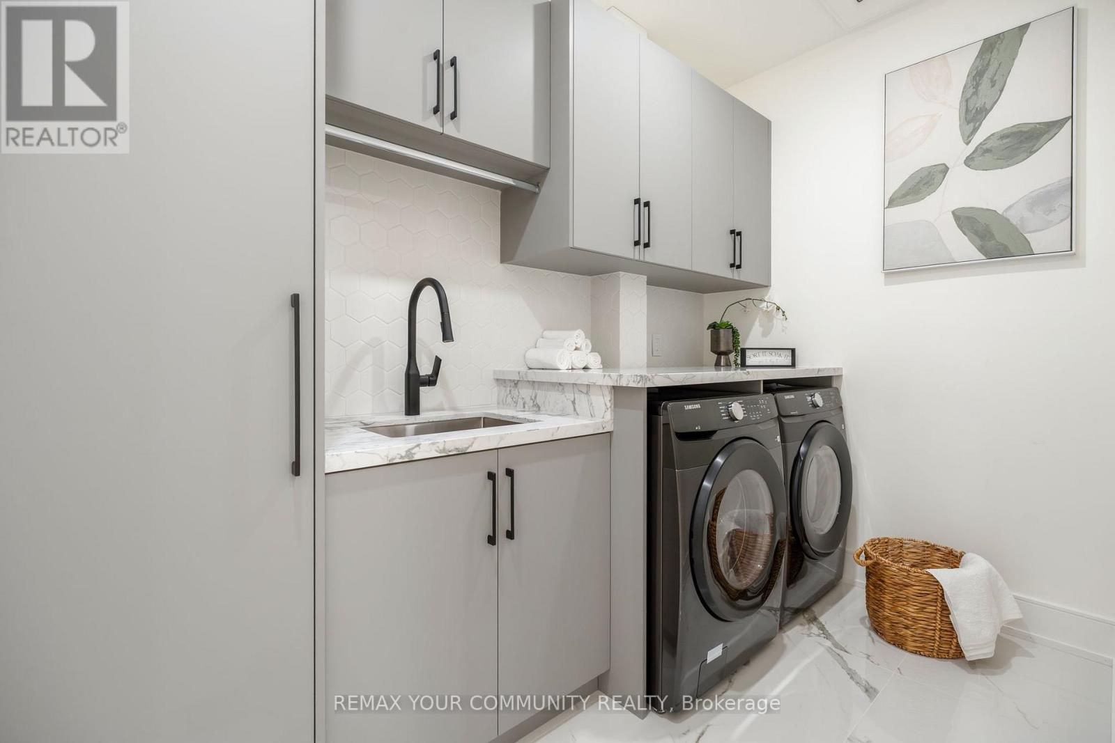 14 Ranwood Drive, Toronto, Ontario M9N 3E9 - Photo 44 - W12760756