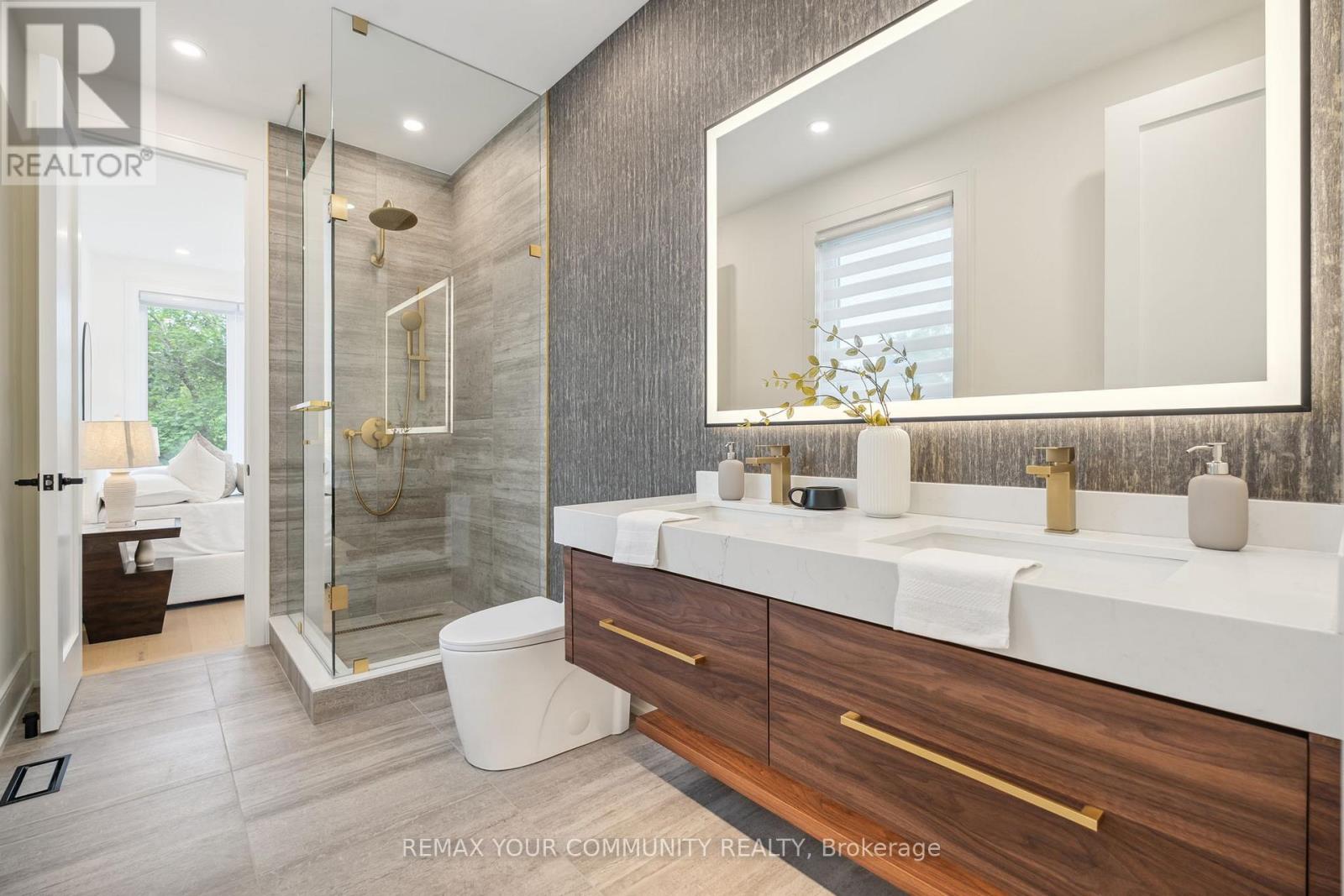 14 Ranwood Drive, Toronto, Ontario M9N 3E9 - Photo 30 - W12760756