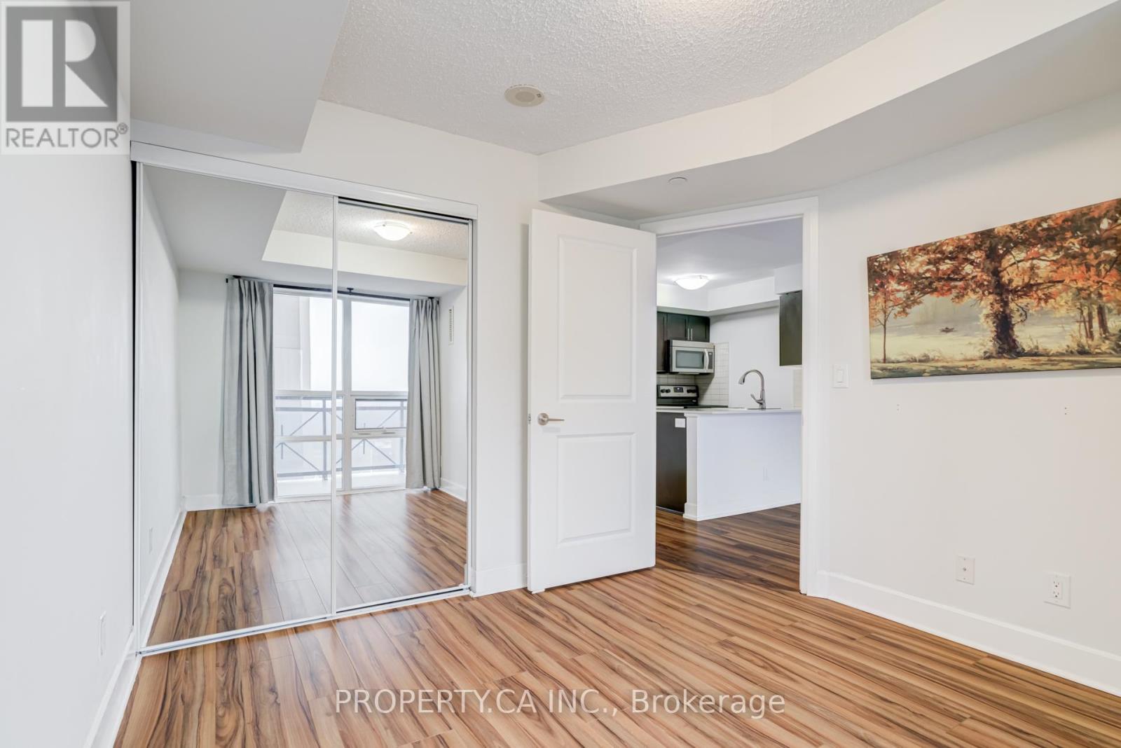 1109 - 6 Eva Road, Toronto (Etobicoke West Mall), Ontario  M9C 4Z5 - Photo 10 - W12902792