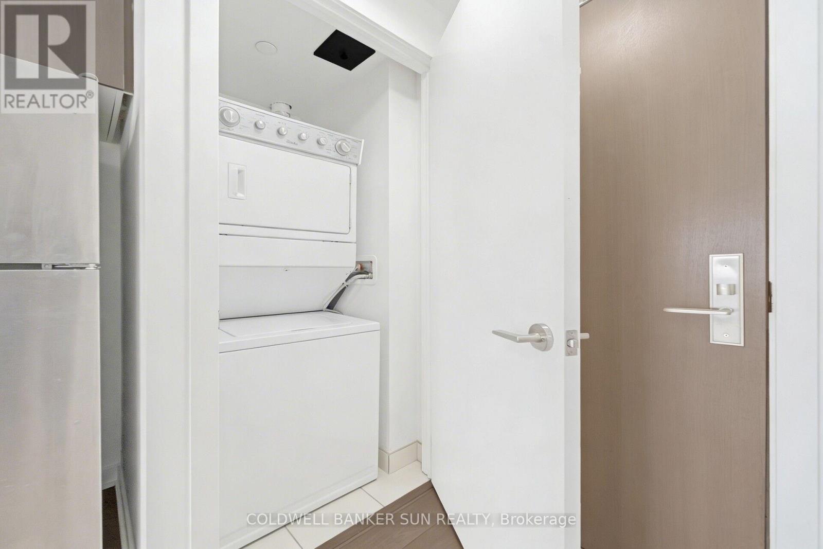 413 - 16 Mcadam Avenue, Toronto, Ontario  M6A 0B9 - Photo 27 - W12906226