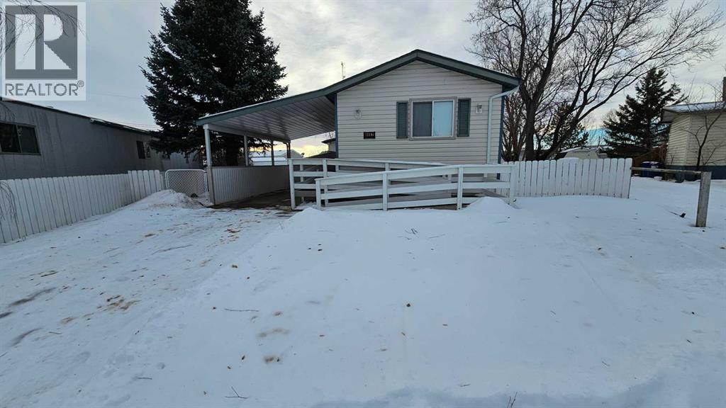 4467 Park Crescent, Coronation, Alberta