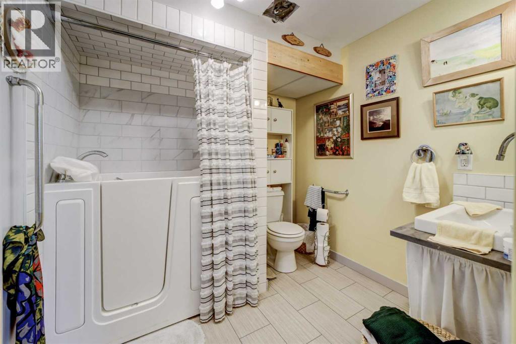 598 Thistle Crescent, Pincher Creek, Alberta  T0K 1W0 - Photo 21 - A2289201