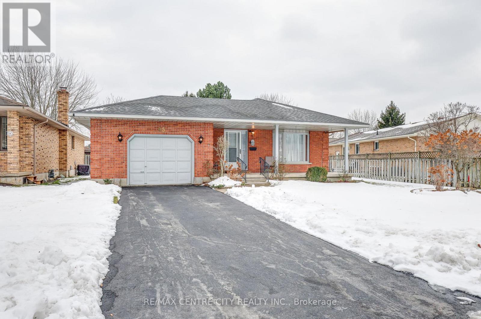 95 DUFFERIN STREET, Aylmer, Ontario