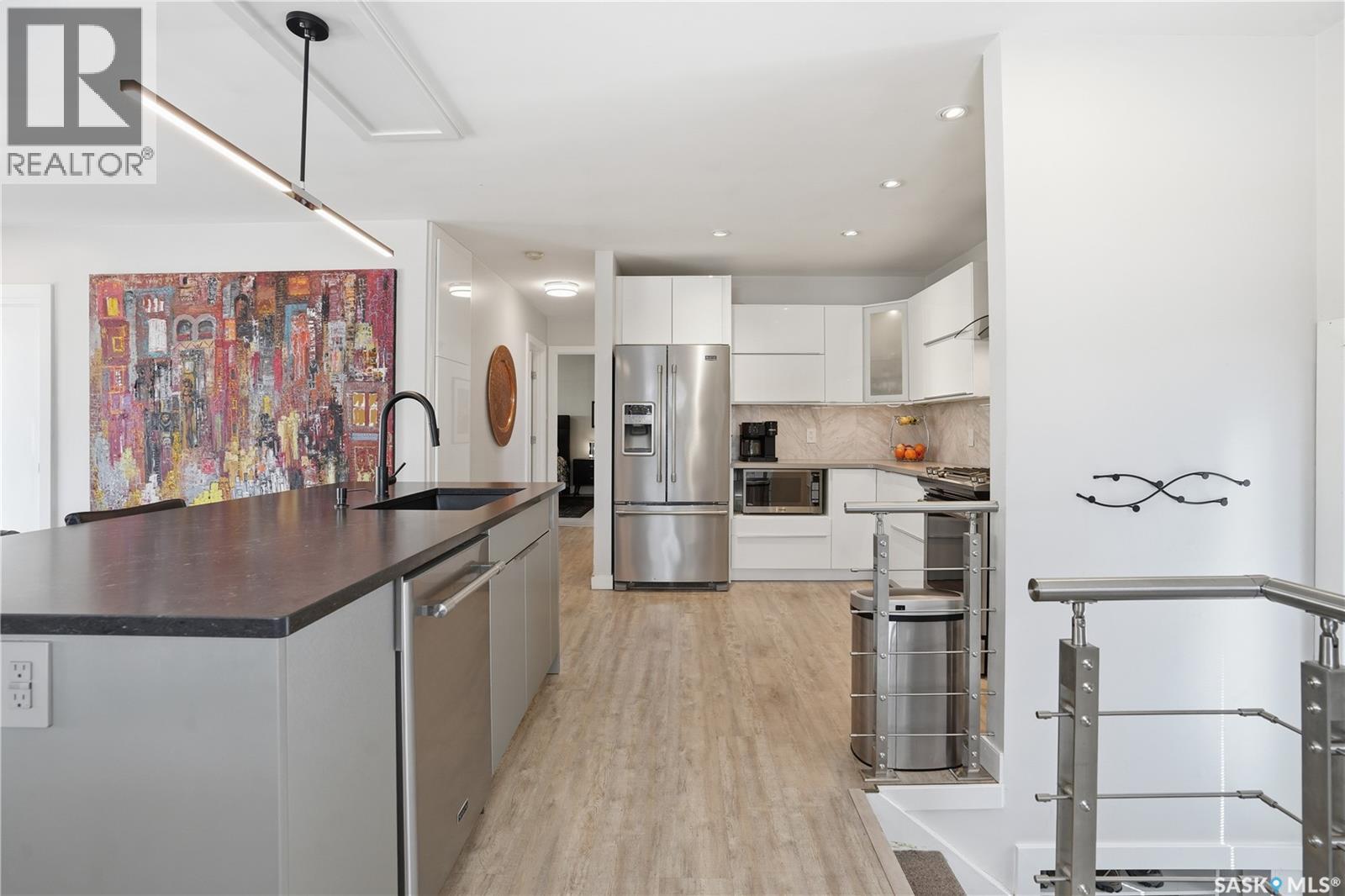 205 Hall Street E, Moose Jaw, Saskatchewan  S6H 0V1 - Photo 13 - SK030898