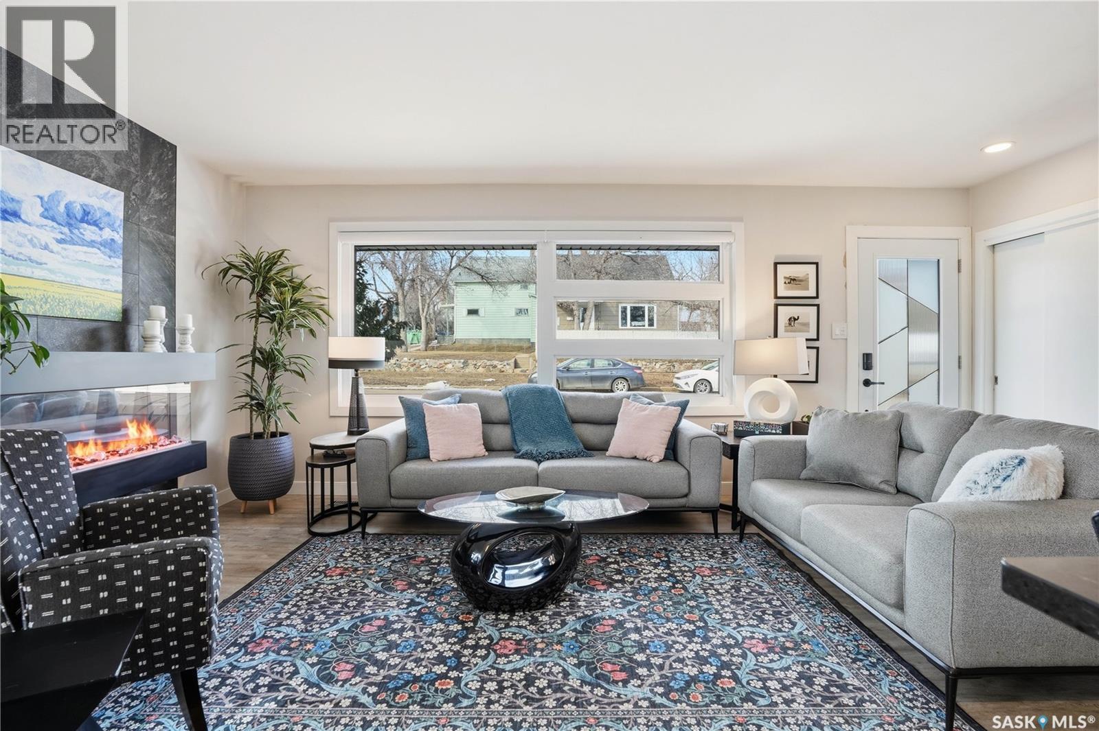 205 Hall Street E, Moose Jaw, Saskatchewan  S6H 0V1 - Photo 6 - SK030898