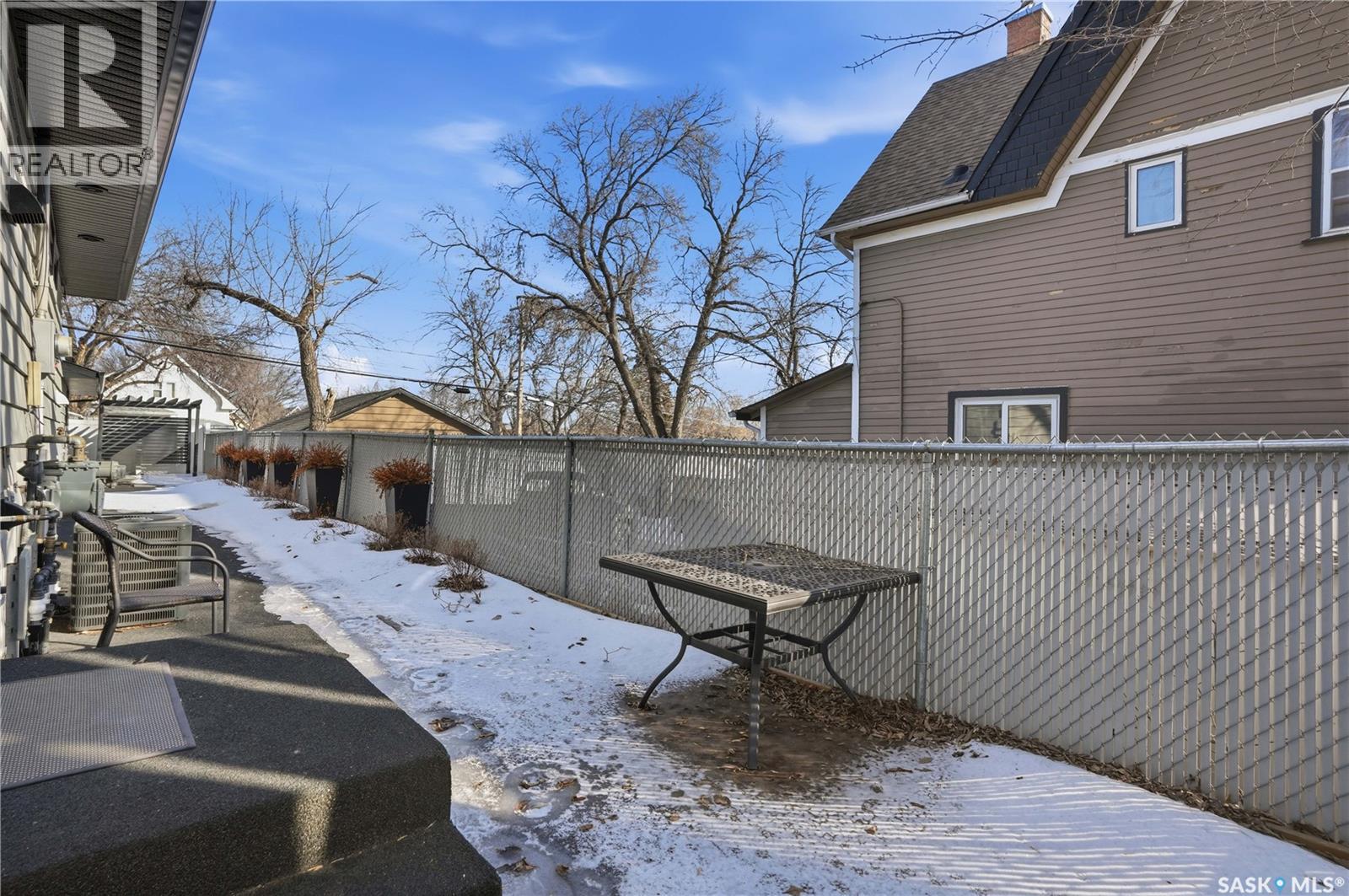 205 Hall Street E, Moose Jaw, Saskatchewan  S6H 0V1 - Photo 37 - SK030898