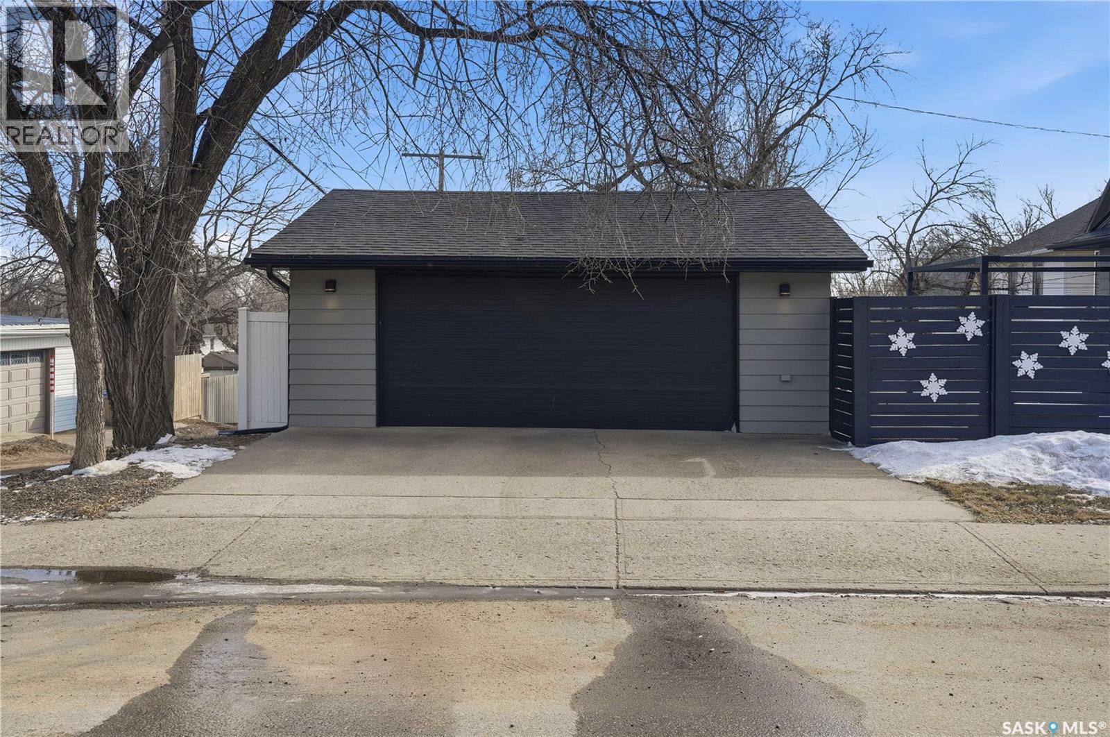 205 Hall Street E, Moose Jaw, Saskatchewan  S6H 0V1 - Photo 45 - SK030898