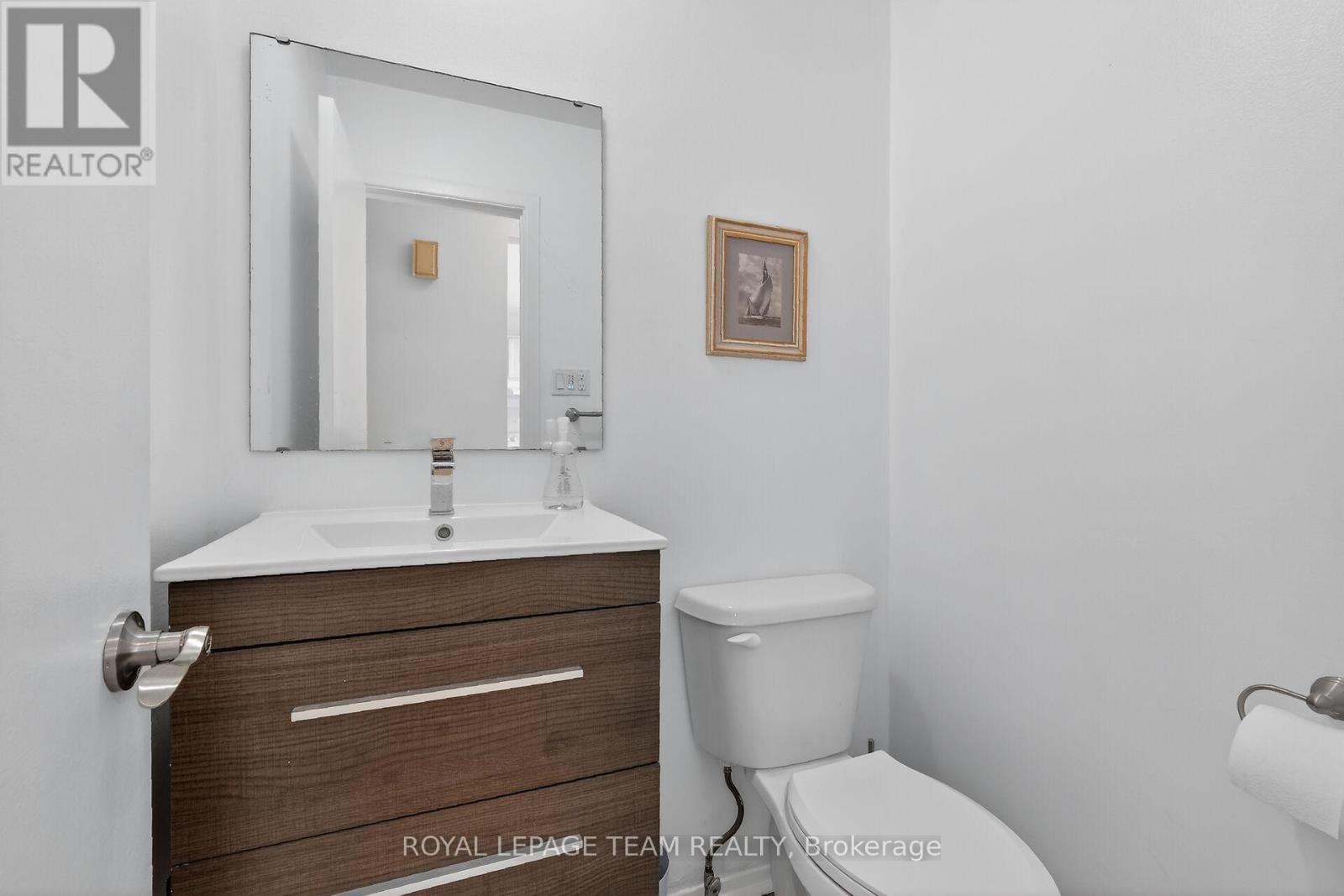 1993 Falkirk Crescent, Ottawa, Ontario K1B 4Y8 - Photo 19 - X12906384