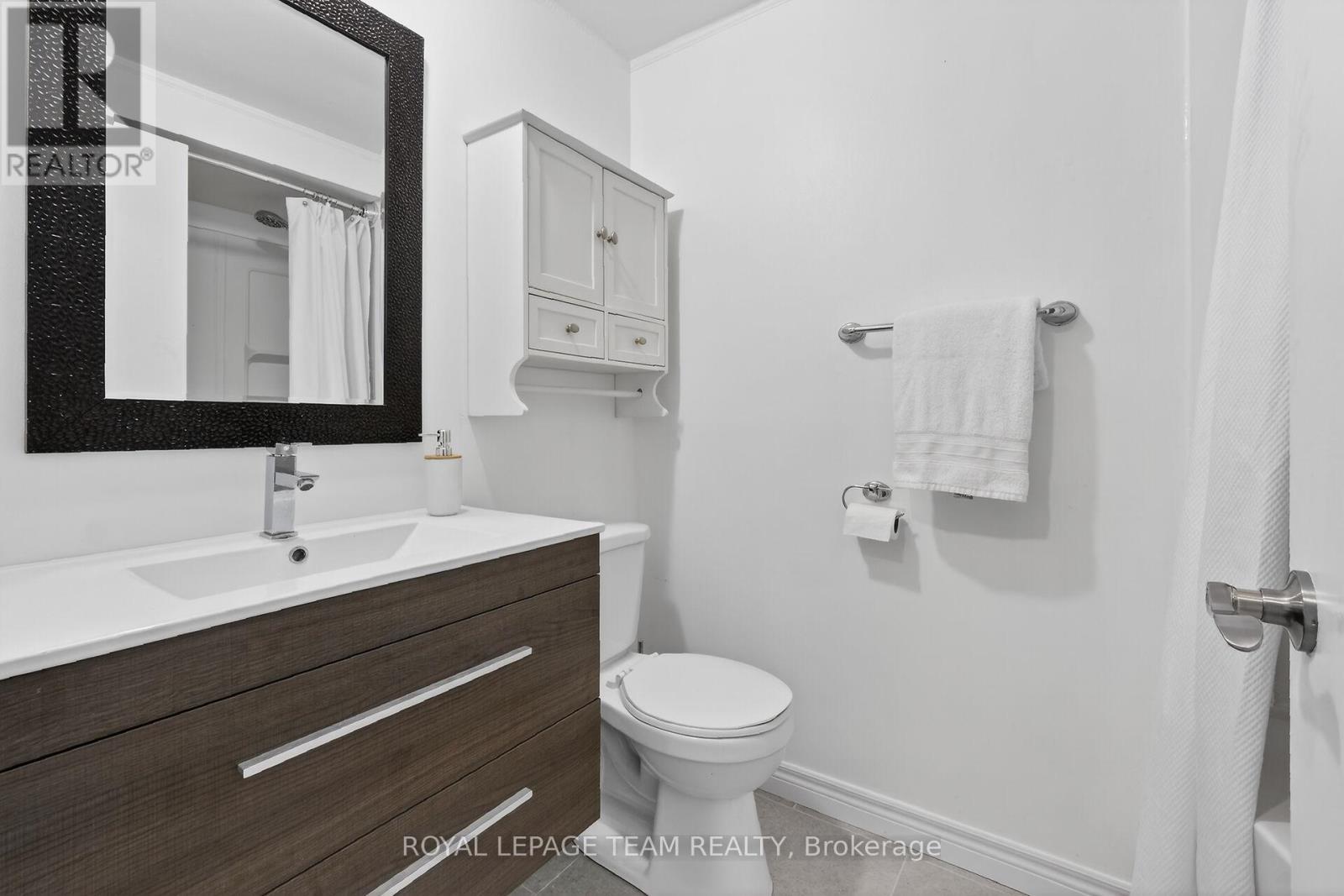 1993 Falkirk Crescent, Ottawa, Ontario K1B 4Y8 - Photo 34 - X12906384