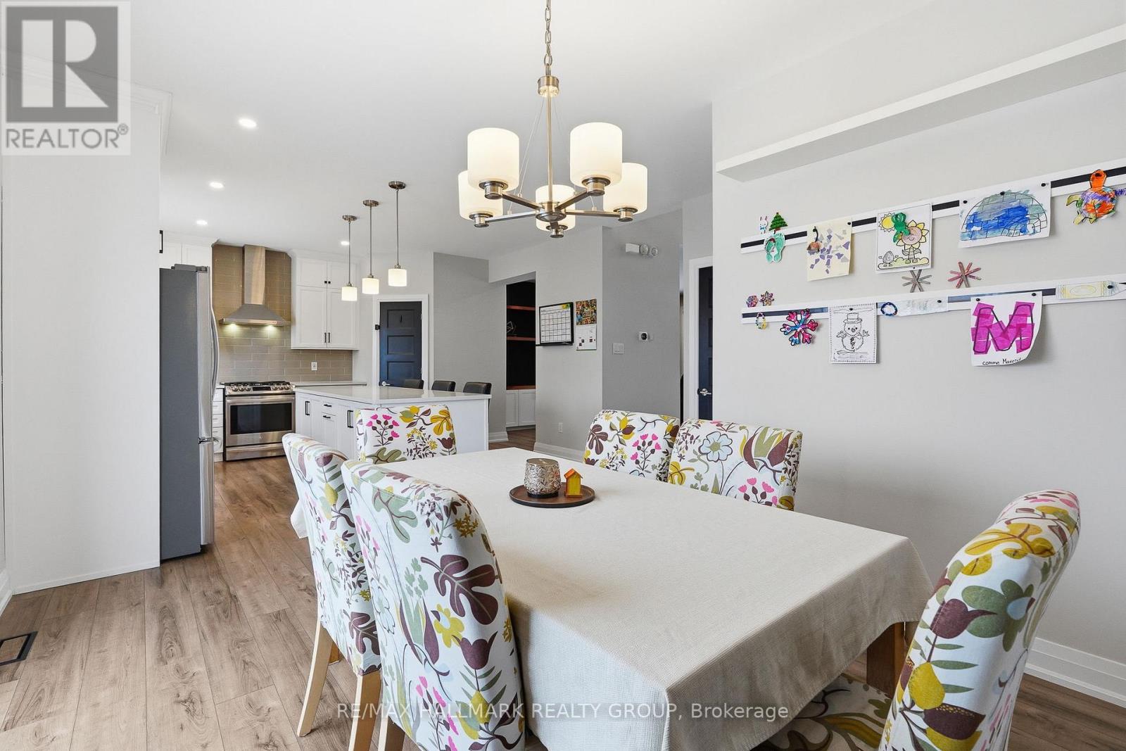 1212 Avignon Street, Russell, Ontario K0A 1W0 - Photo 18 - X12906446