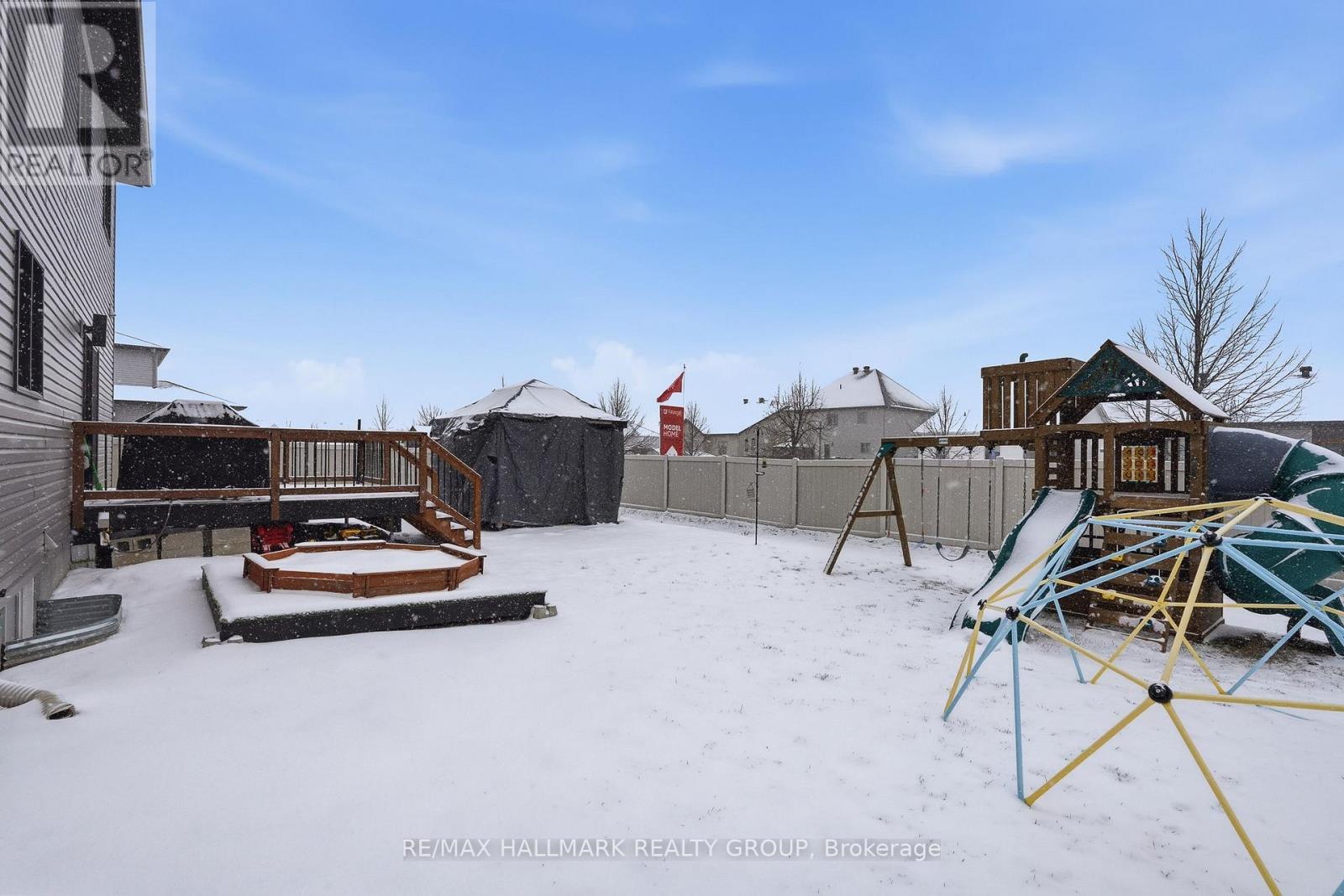 1212 Avignon Street, Russell, Ontario K0A 1W0 - Photo 42 - X12906446