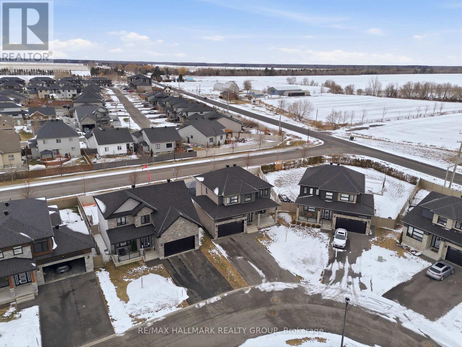 1212 Avignon Street, Russell, Ontario K0A 1W0 - Photo 44 - X12906446