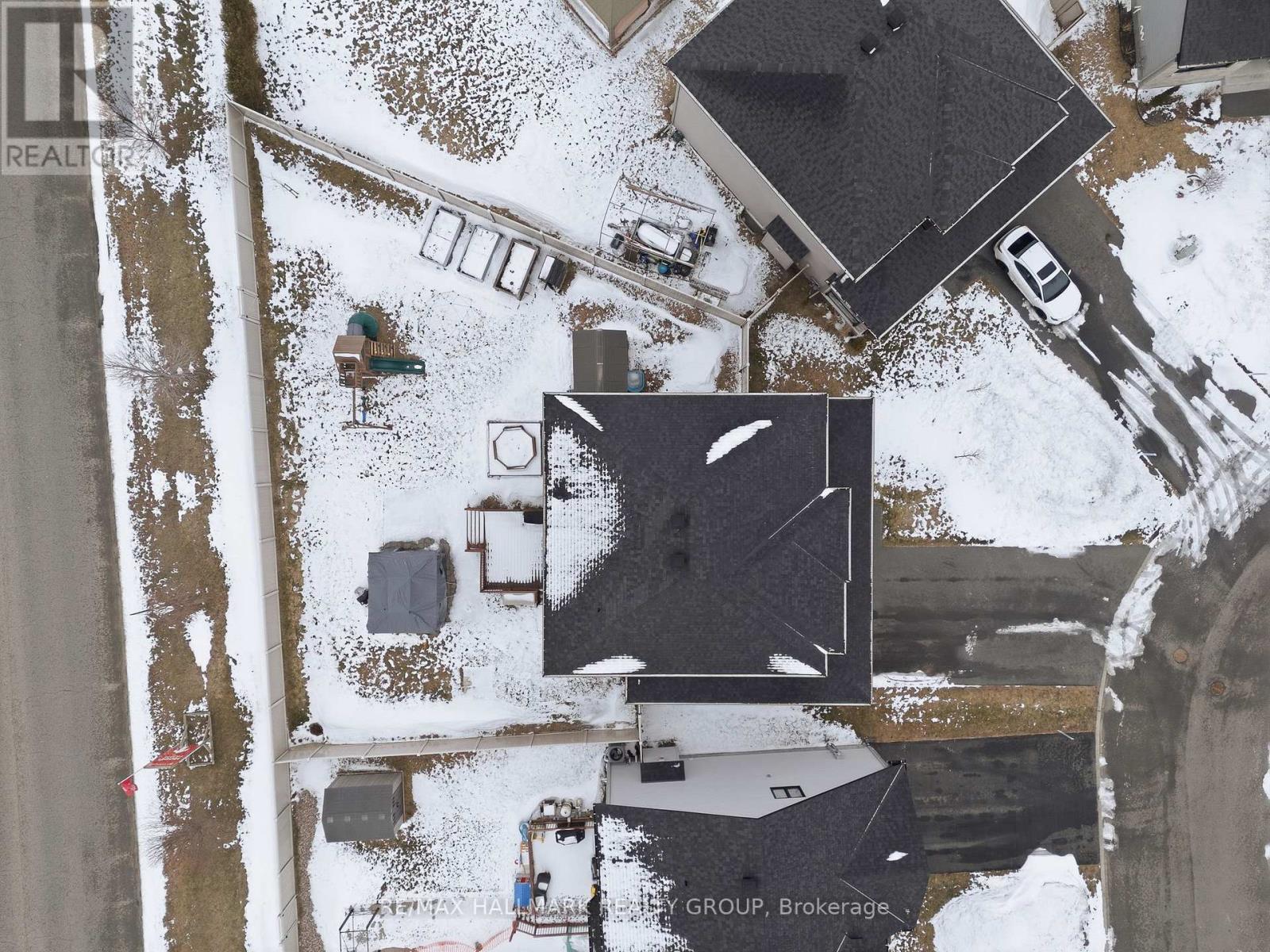 1212 Avignon Street, Russell, Ontario K0A 1W0 - Photo 45 - X12906446