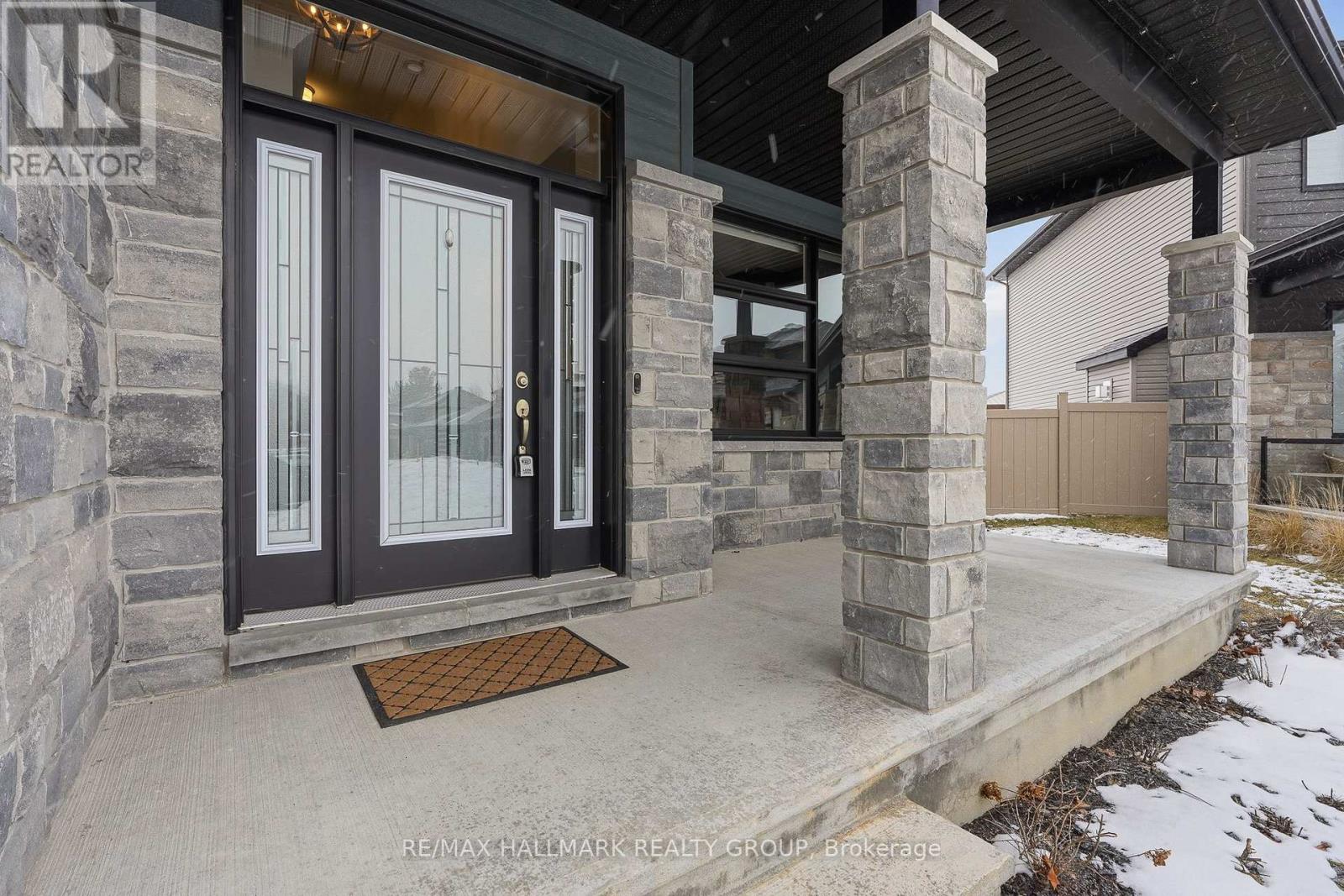 1212 Avignon Street, Russell, Ontario K0A 1W0 - Photo 5 - X12906446