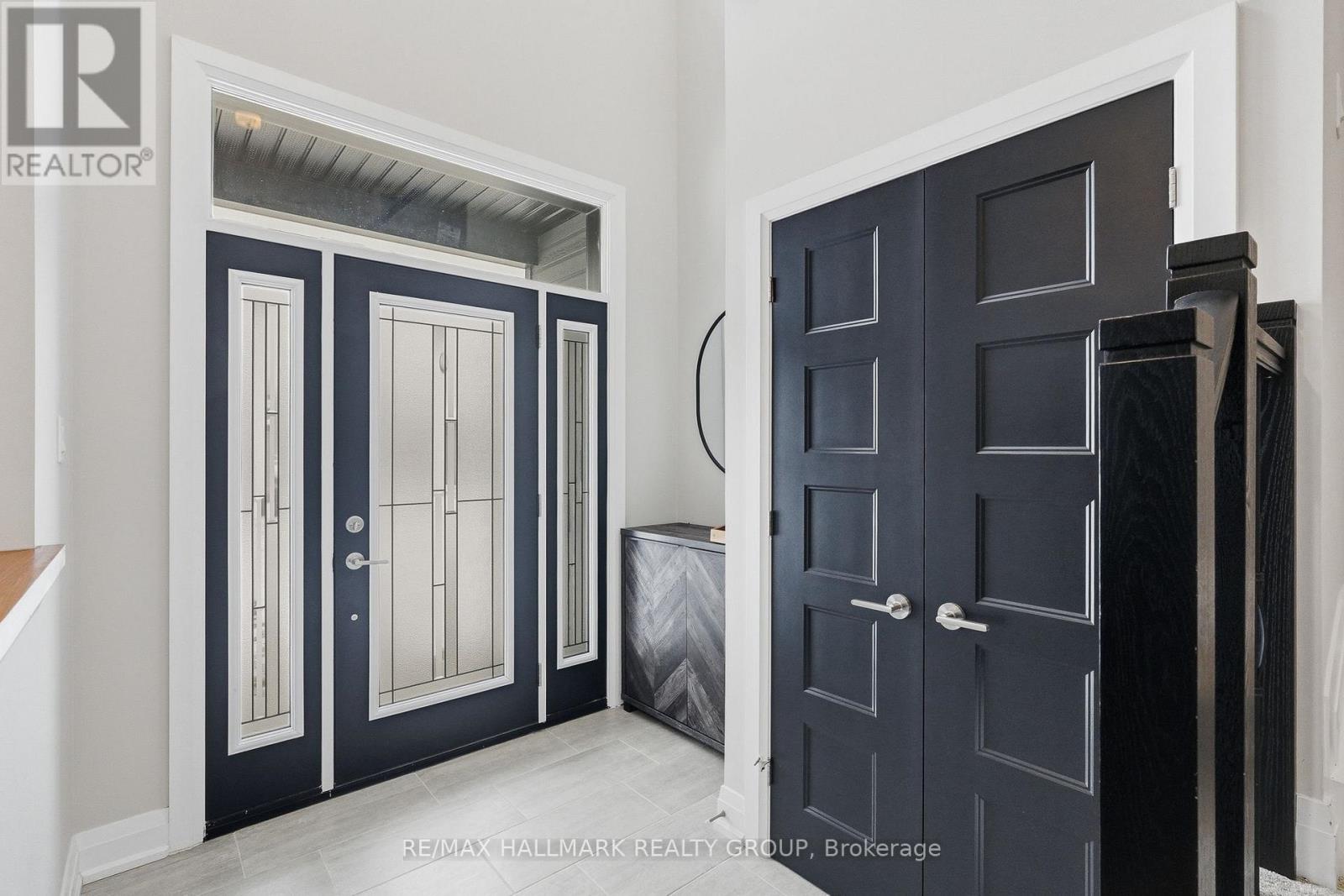 1212 Avignon Street, Russell, Ontario K0A 1W0 - Photo 6 - X12906446