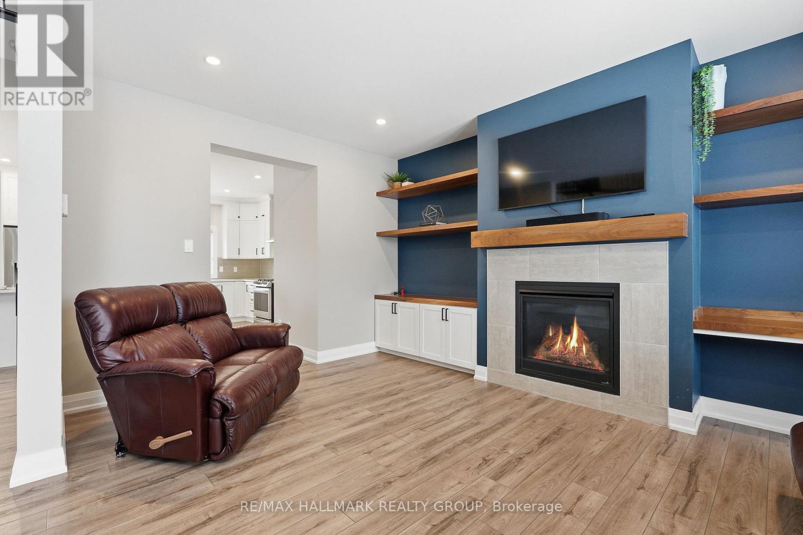 1212 Avignon Street, Russell, Ontario K0A 1W0 - Photo 8 - X12906446