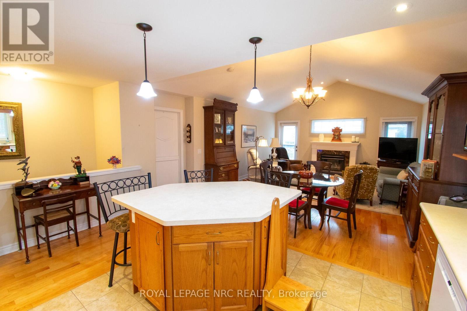 1 - 603 Welland Avenue, St. Catharines, Ontario  L2M 0A6 - Photo 13 - X12906404