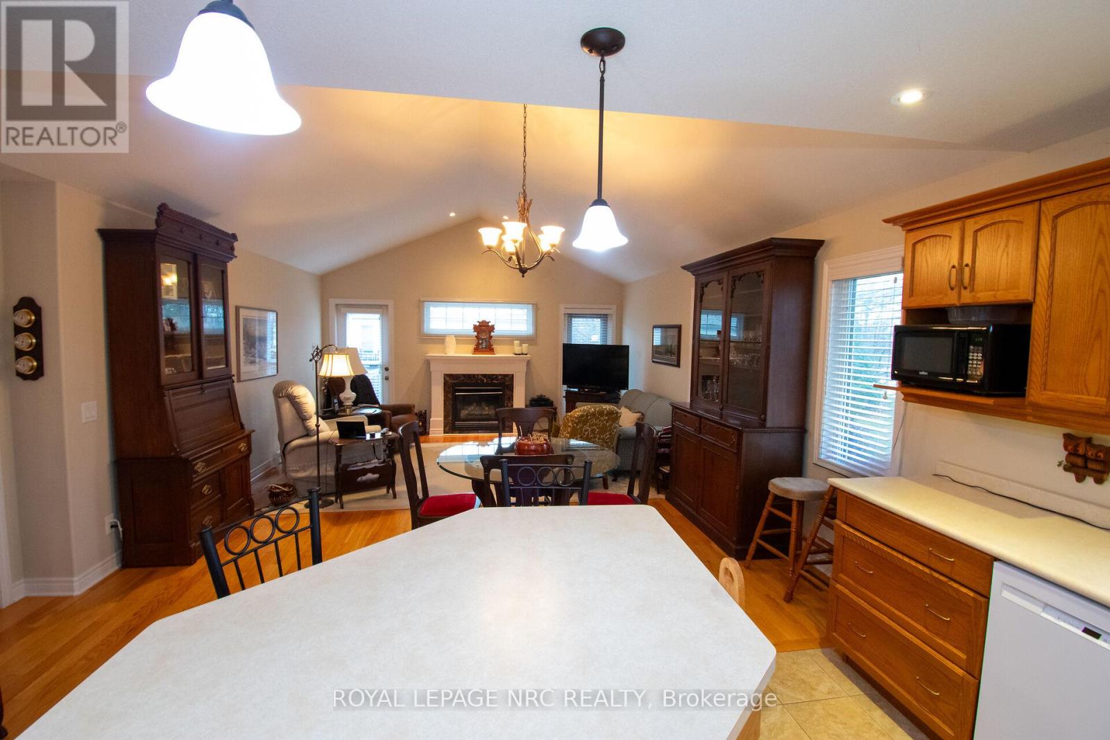 1 - 603 Welland Avenue, St. Catharines, Ontario  L2M 0A6 - Photo 15 - X12906404