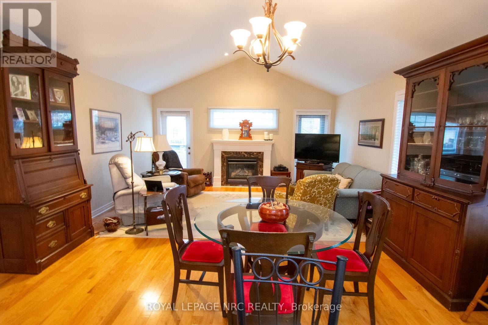 1 - 603 Welland Avenue, St. Catharines, Ontario  L2M 0A6 - Photo 16 - X12906404