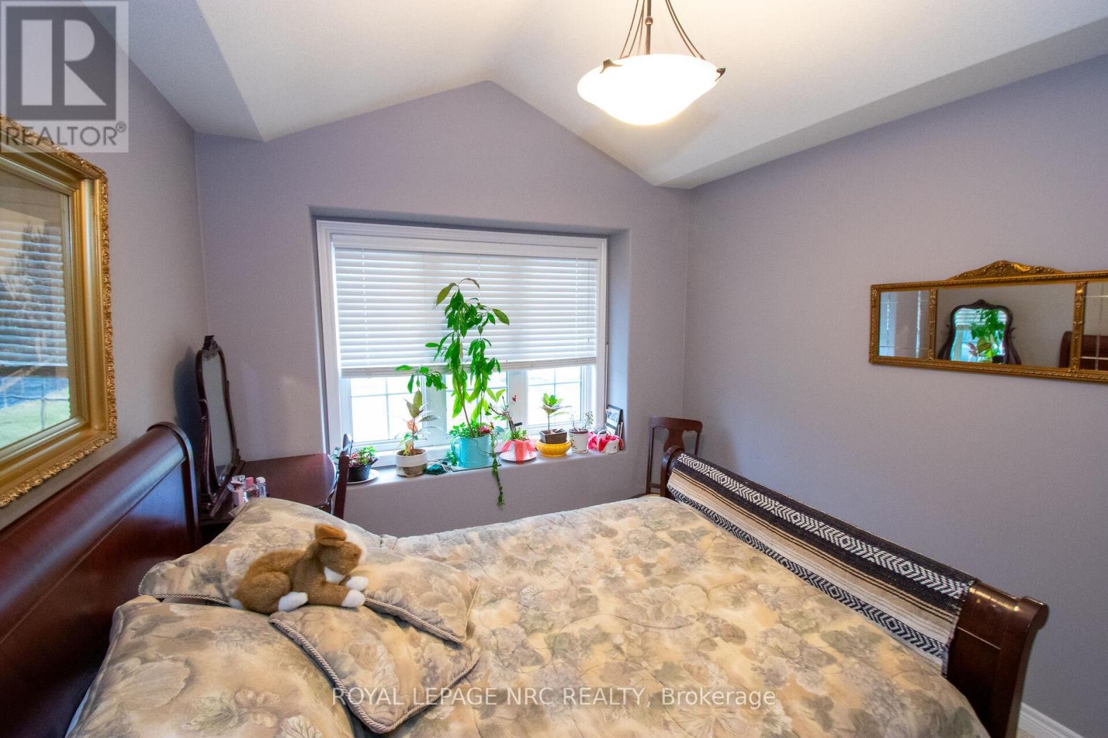 1 - 603 Welland Avenue, St. Catharines, Ontario  L2M 0A6 - Photo 30 - X12906404