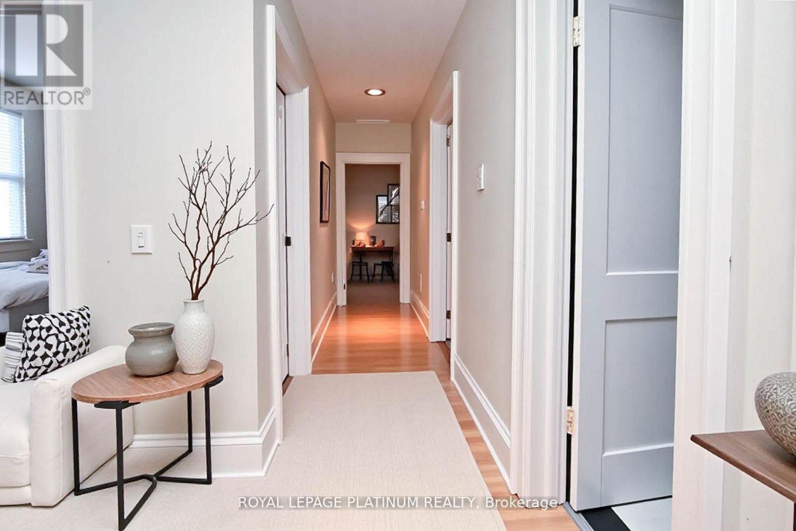 37 Dundas Street W, Mississauga (Cooksville), Ontario  L5B 1H2 - Photo 23 - W12901468