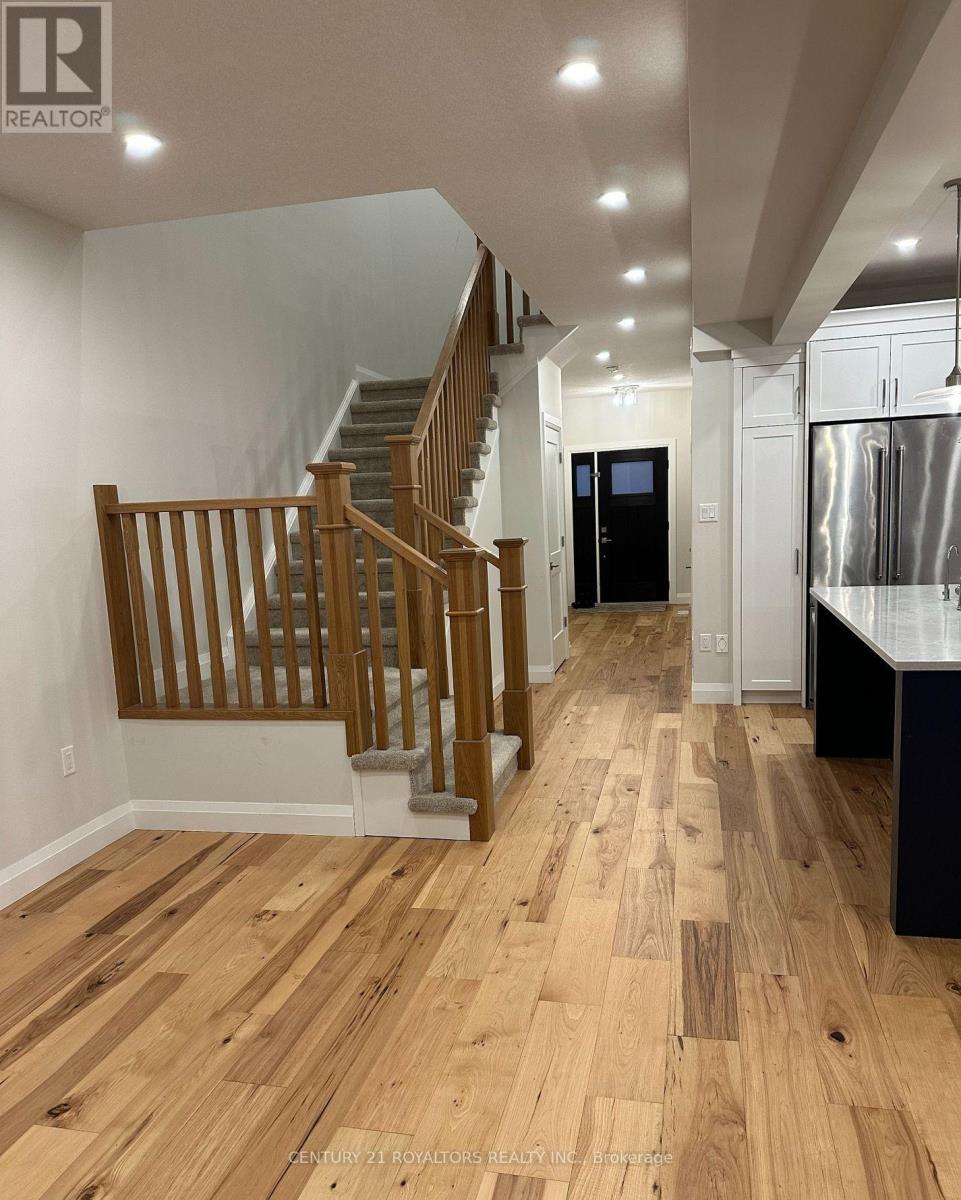 32 Walker Road, Ingersoll, Ontario  N5C 4H3 - Photo 4 - X12905194