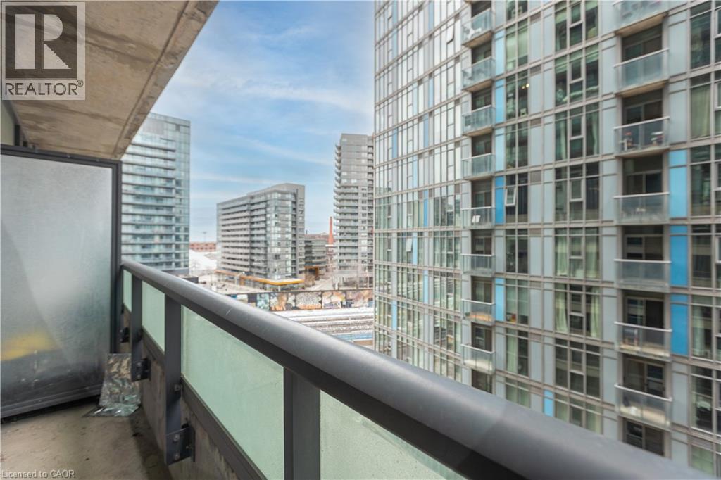 36 Lisgar Street Unit# 825, Toronto, Ontario M6J 0C7 - Photo 8 - 40813971