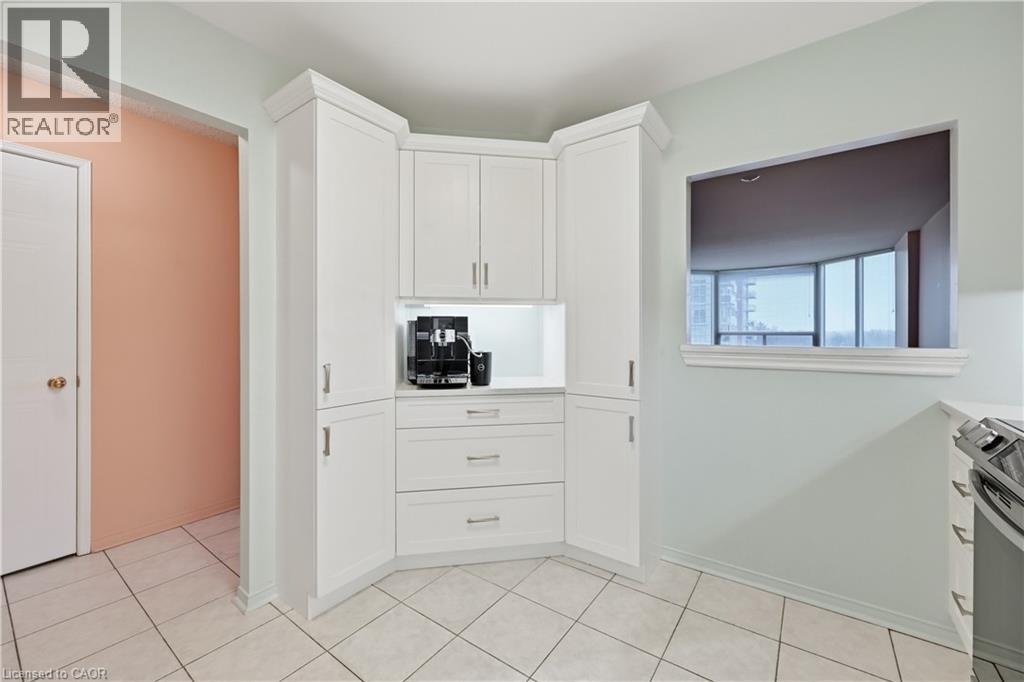 1270 Maple Crossing Boulevard Unit# 808, Burlington, Ontario  L7S 2J3 - Photo 10 - 40813920