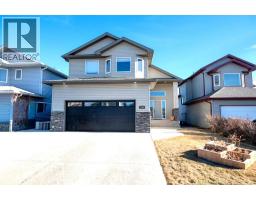 352 Tartan Circle W, Lethbridge, Alberta
