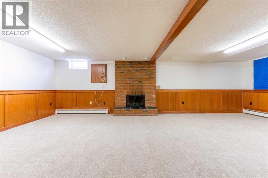 1008 Shawnee Drive SW, Calgary, Alberta  T2Y 2T9 - Photo 33 - A2279086