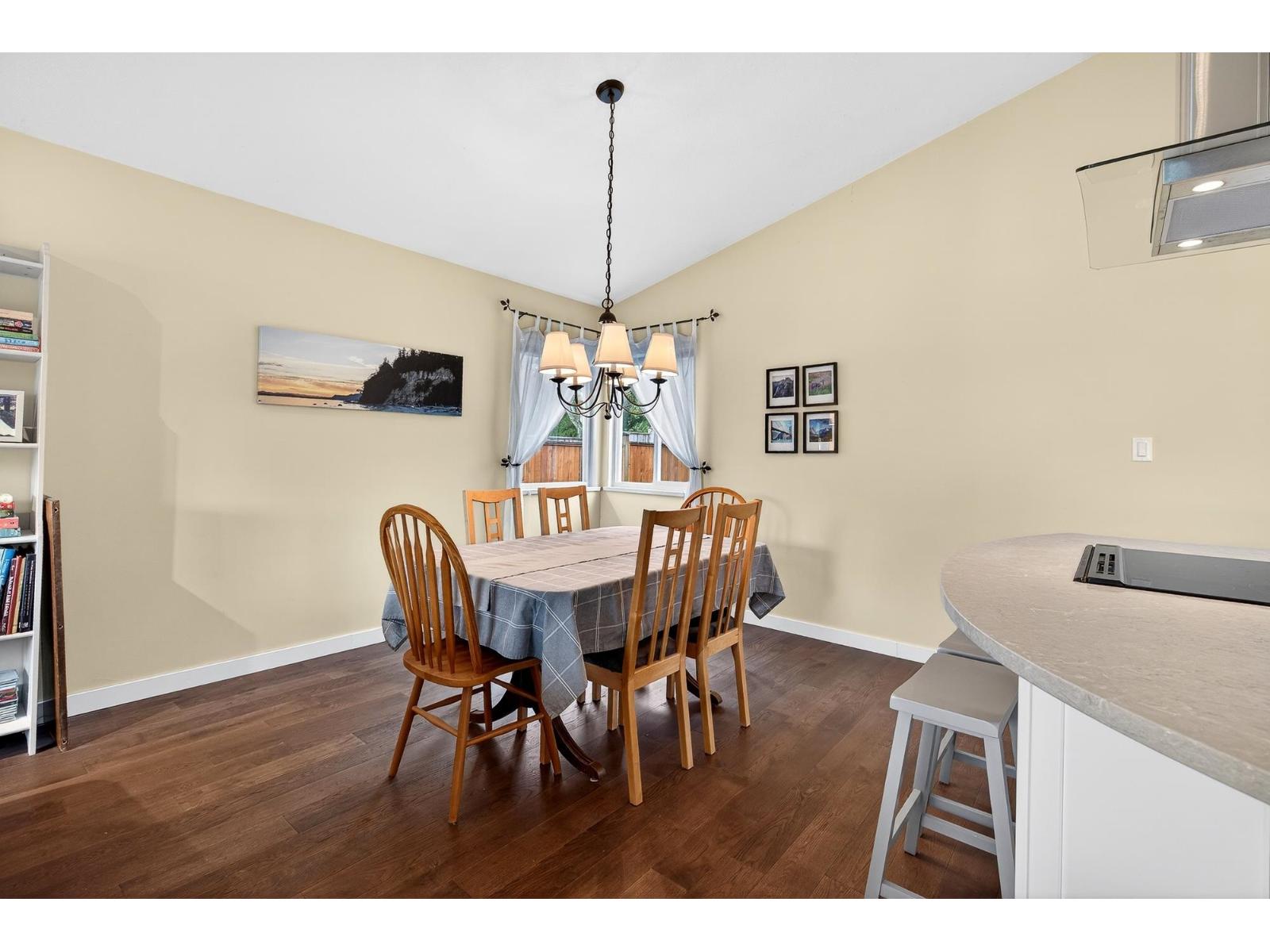 4851 208a Street, Langley, British Columbia  V3A 5X9 - Photo 5 - R3097531