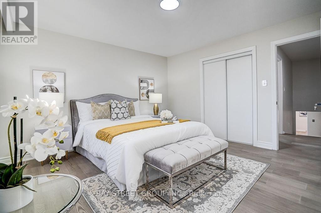 Upstairs - 269 Shawnee Circle, Toronto, Ontario  M2H 2Y3 - Photo 17 - C12906380