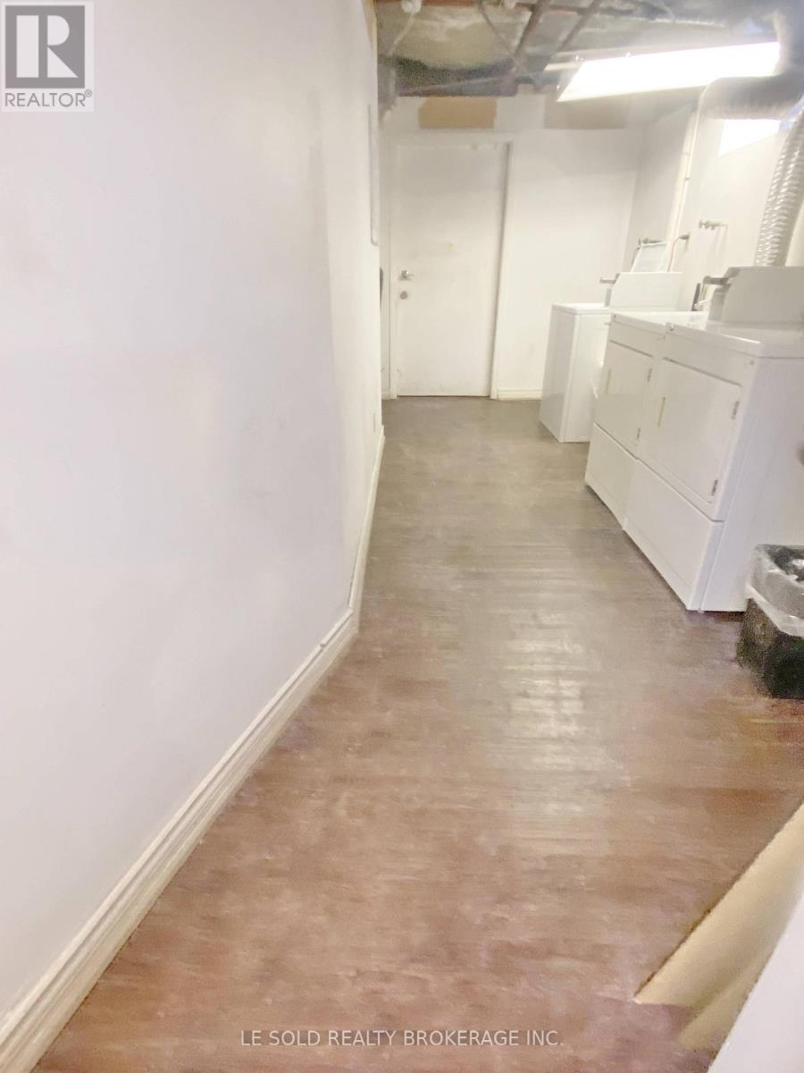 221 - 125 Earl Place, Toronto, Ontario  M4Y 1M4 - Photo 16 - C12906388