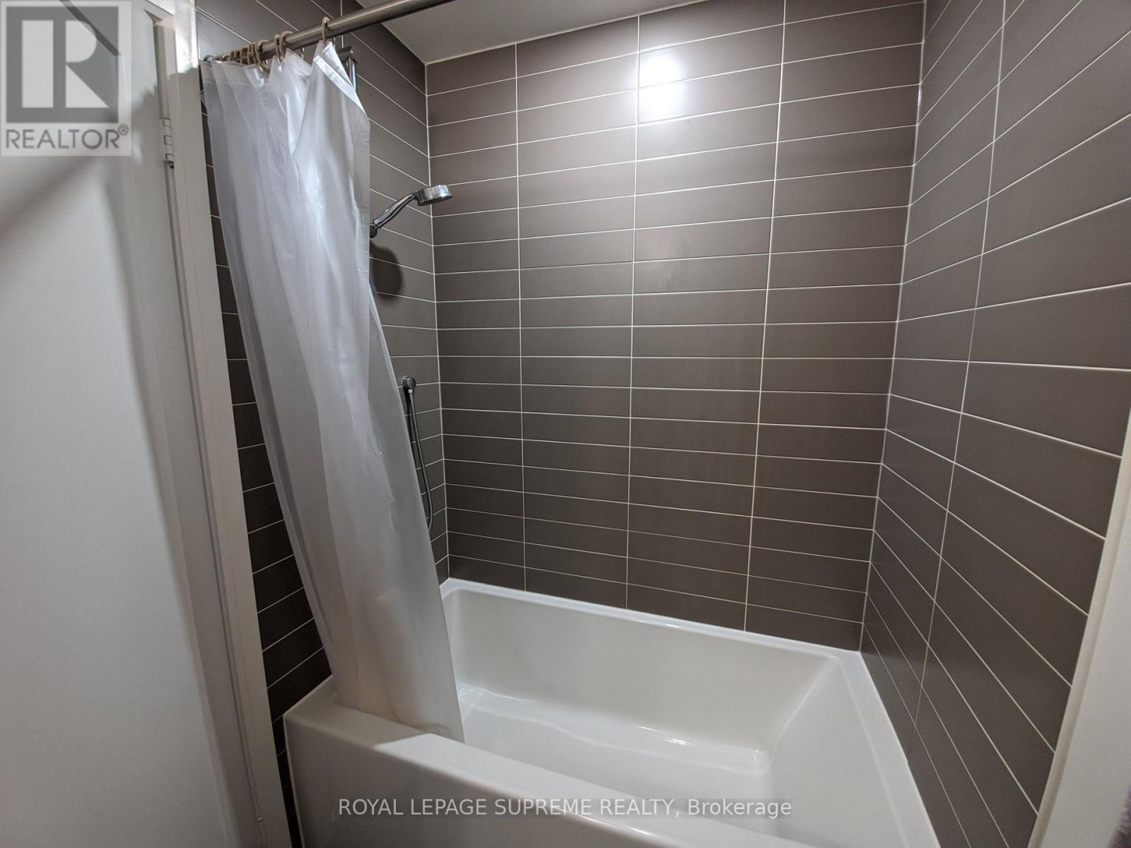 1023e - 576 Front Street, Toronto, Ontario  M5V 0P8 - Photo 14 - C12906400