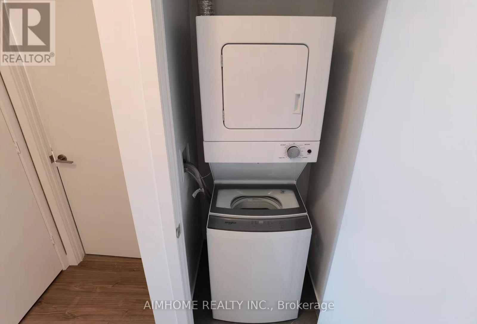 1705 - 203 College Street, Toronto, Ontario  M5T 0C8 - Photo 7 - C12906436