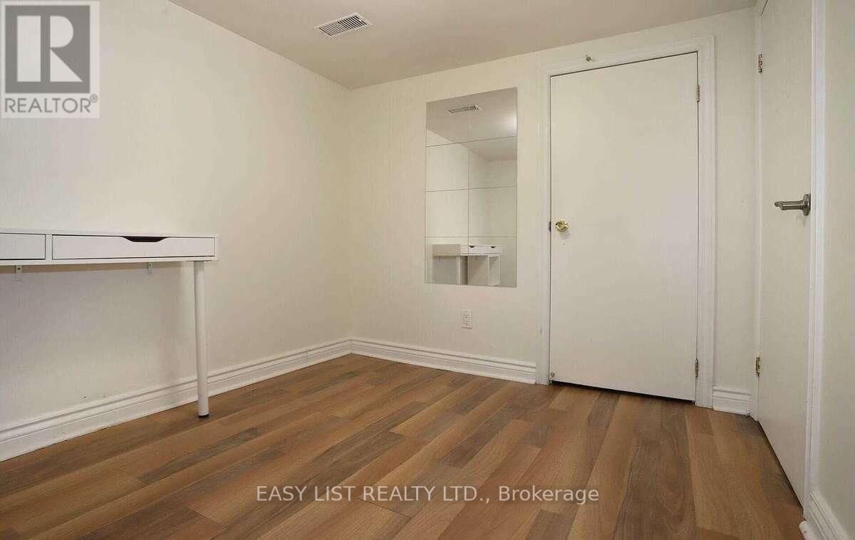 35 Anndale Drive, Toronto, Ontario  M2N 2W9 - Photo 14 - C12906450