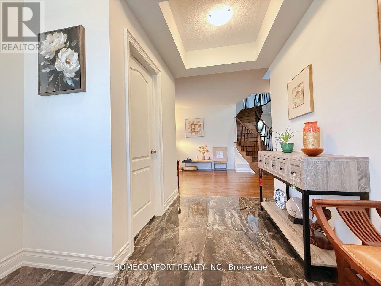 945 Langford Boulevard, Bradford West Gwillimbury (Bradford), Ontario  L3Z 4J2 - Photo 3 - N12906412