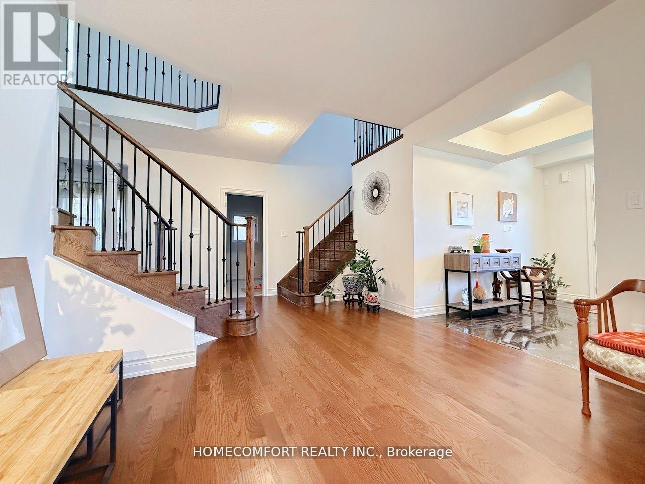 945 Langford Boulevard, Bradford West Gwillimbury (Bradford), Ontario  L3Z 4J2 - Photo 5 - N12906412